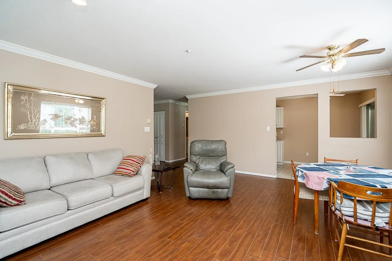 203 15885 84 Avenue