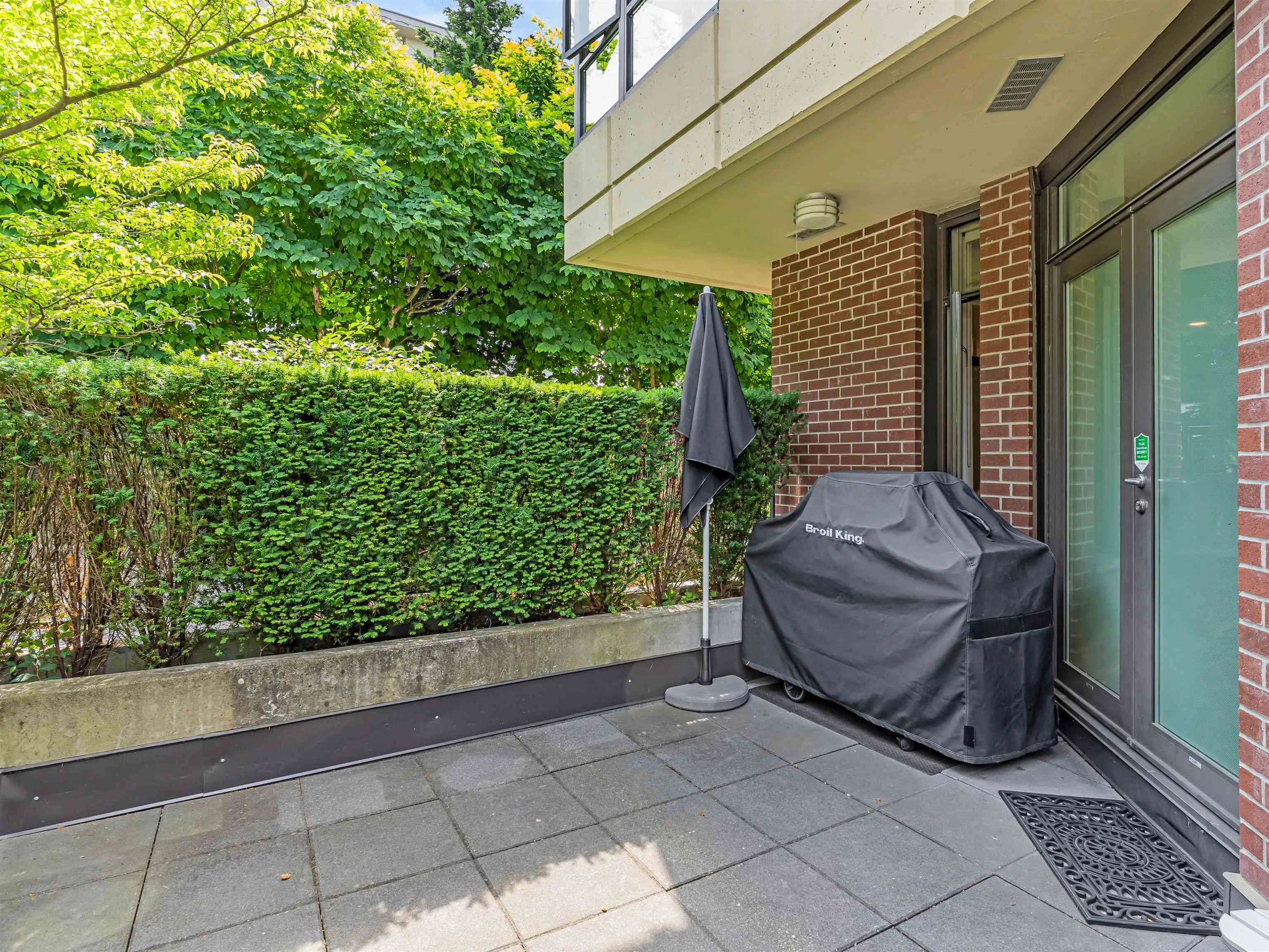 180 W 6th Street