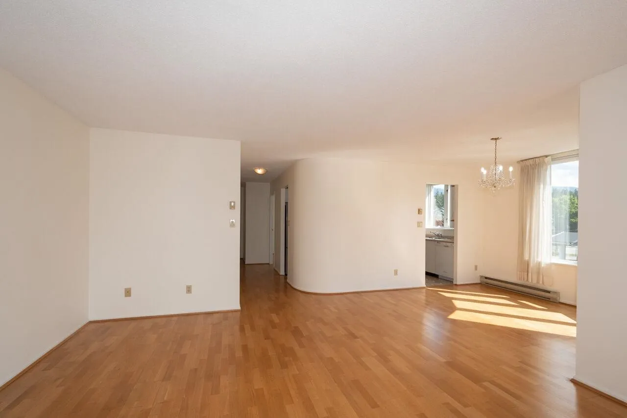 501 2203 Bellevue Avenue