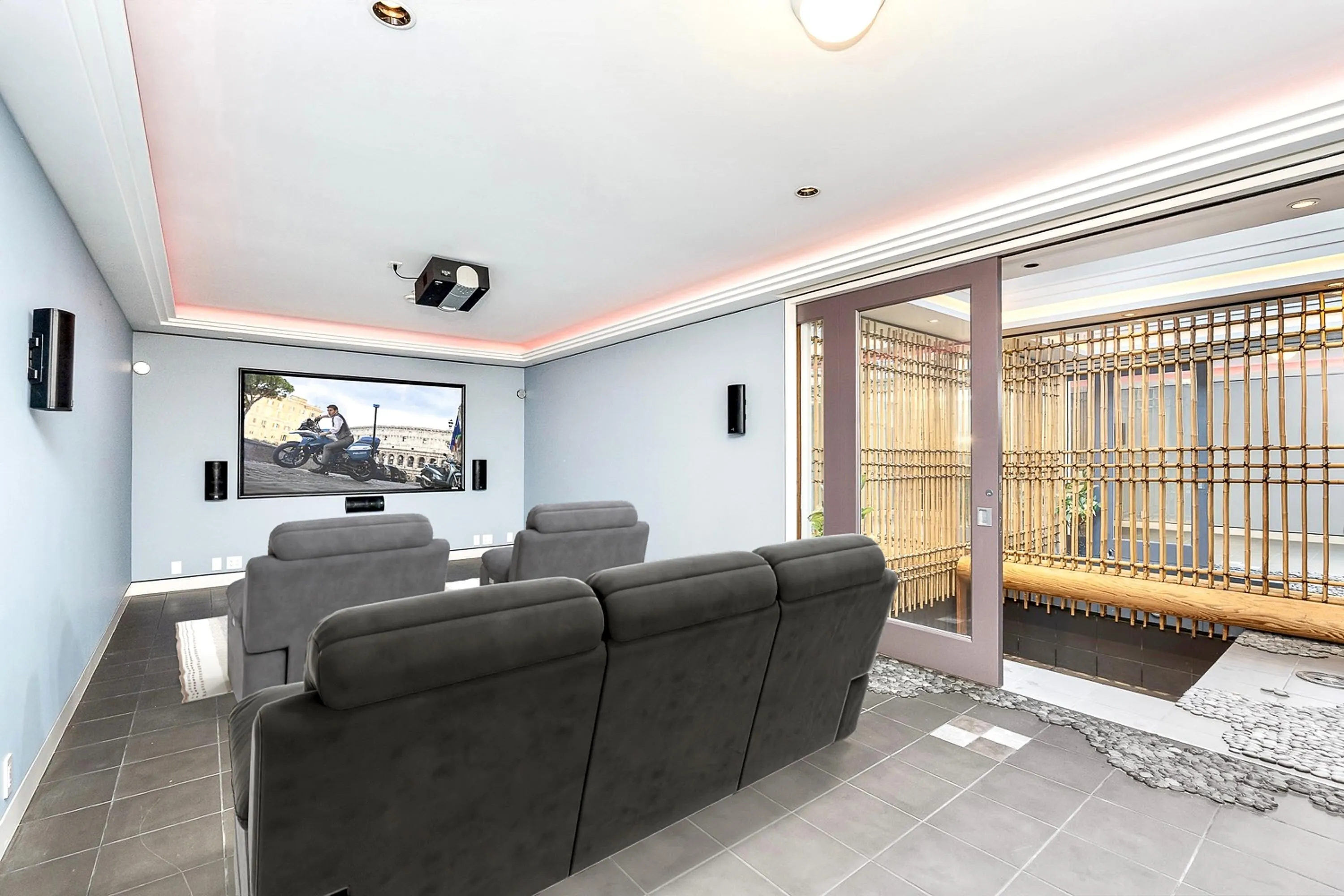 687 Beachview Drive