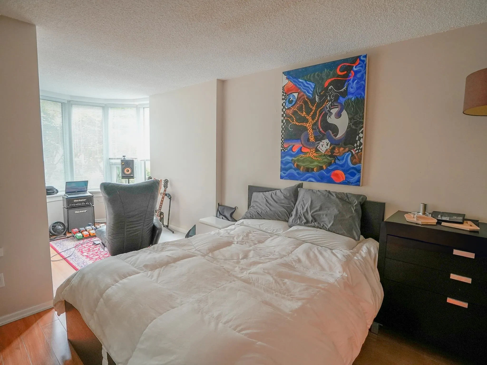 101 1845 Robson Street