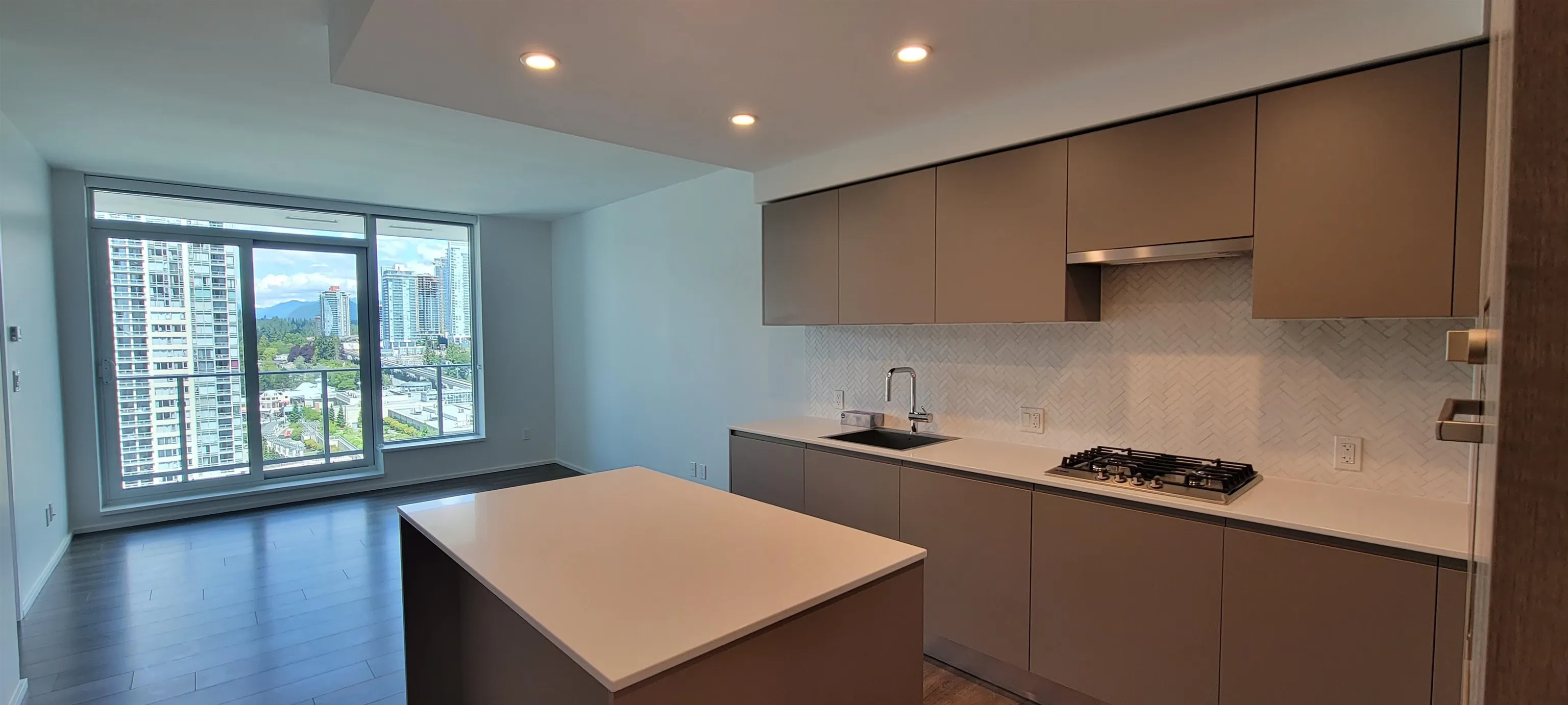 1711 3809 Evergreen Place