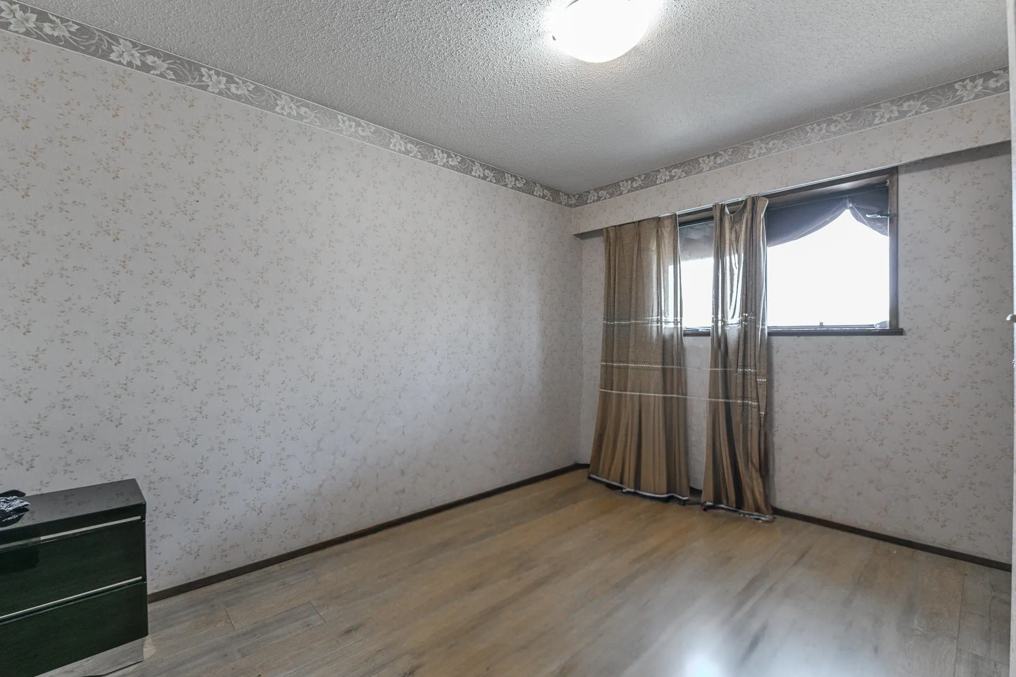 2272 Bevan Crescent