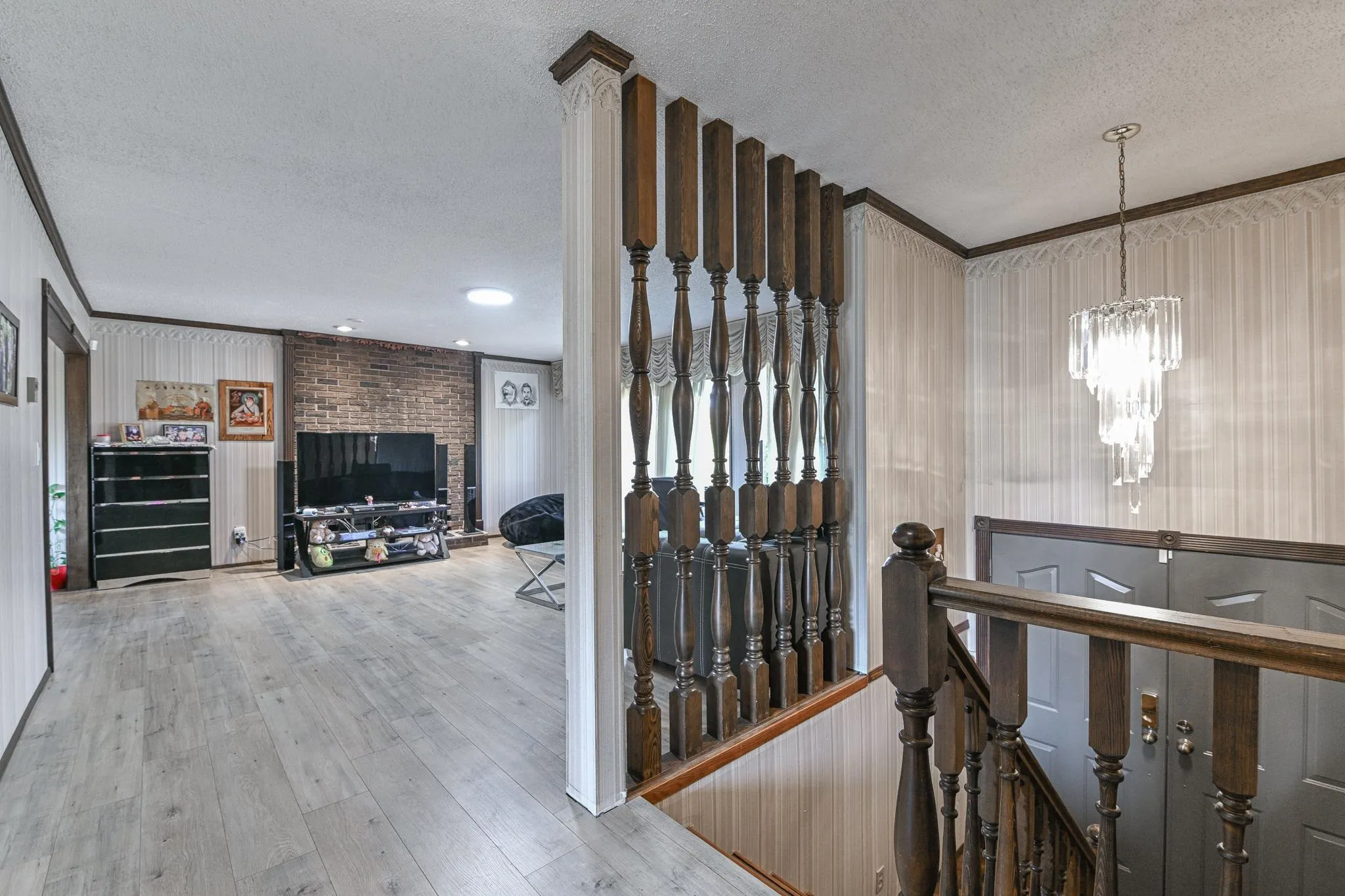 2272 Bevan Crescent