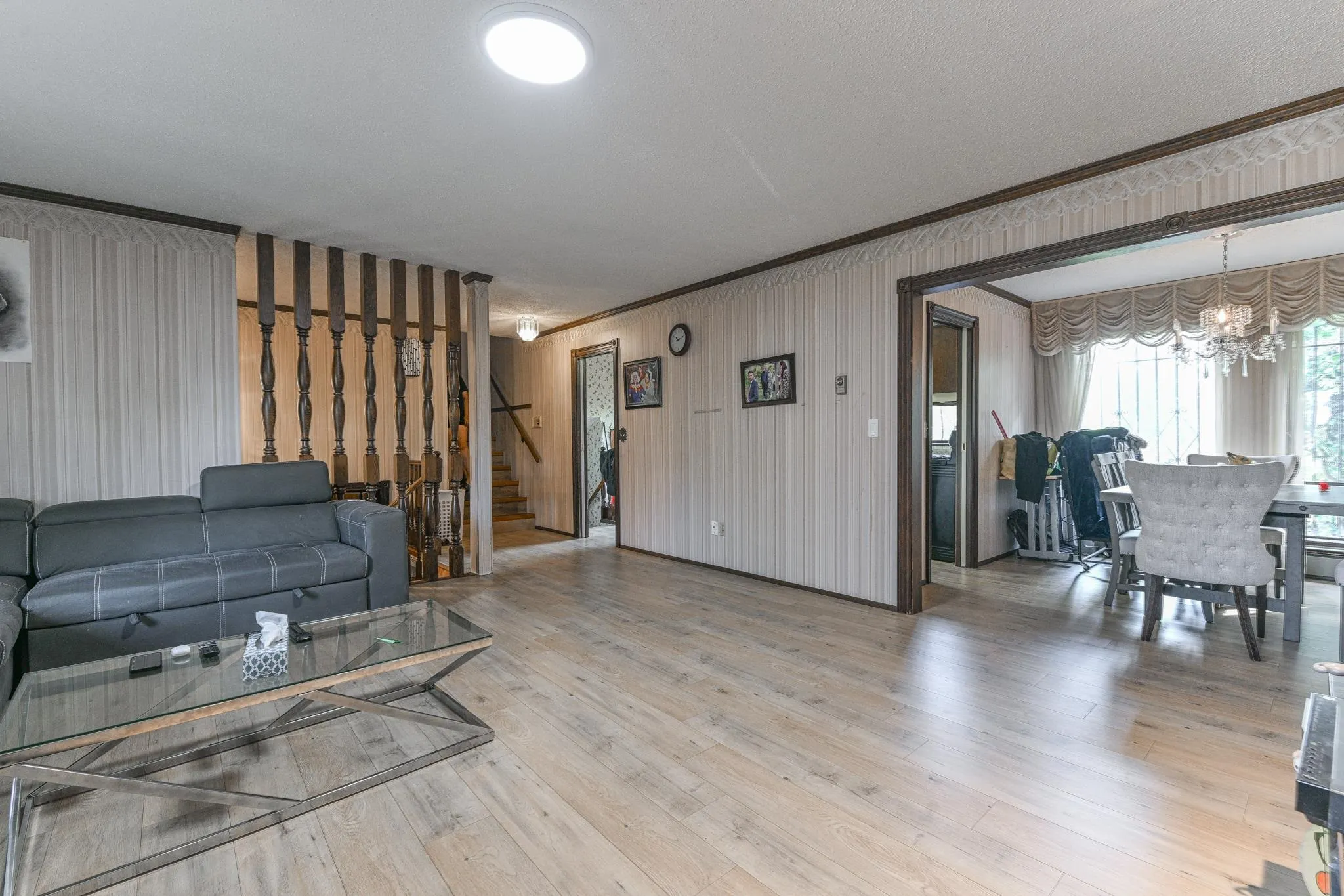 2272 Bevan Crescent
