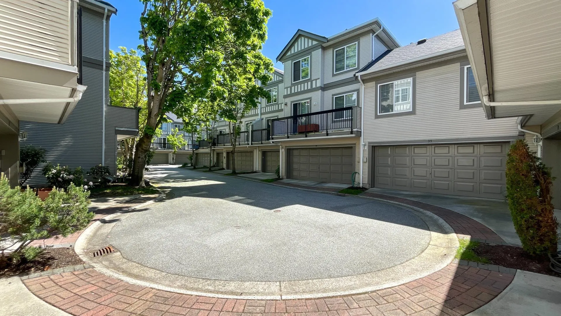 32 3880 Westminster Highway