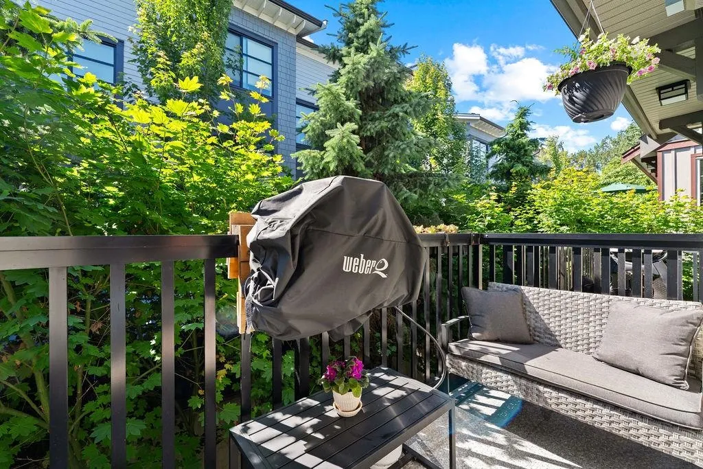 42 433 Seymour River Place