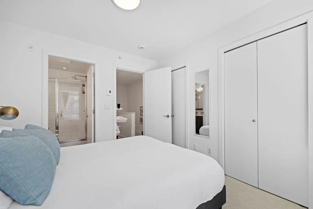 42 433 Seymour River Place