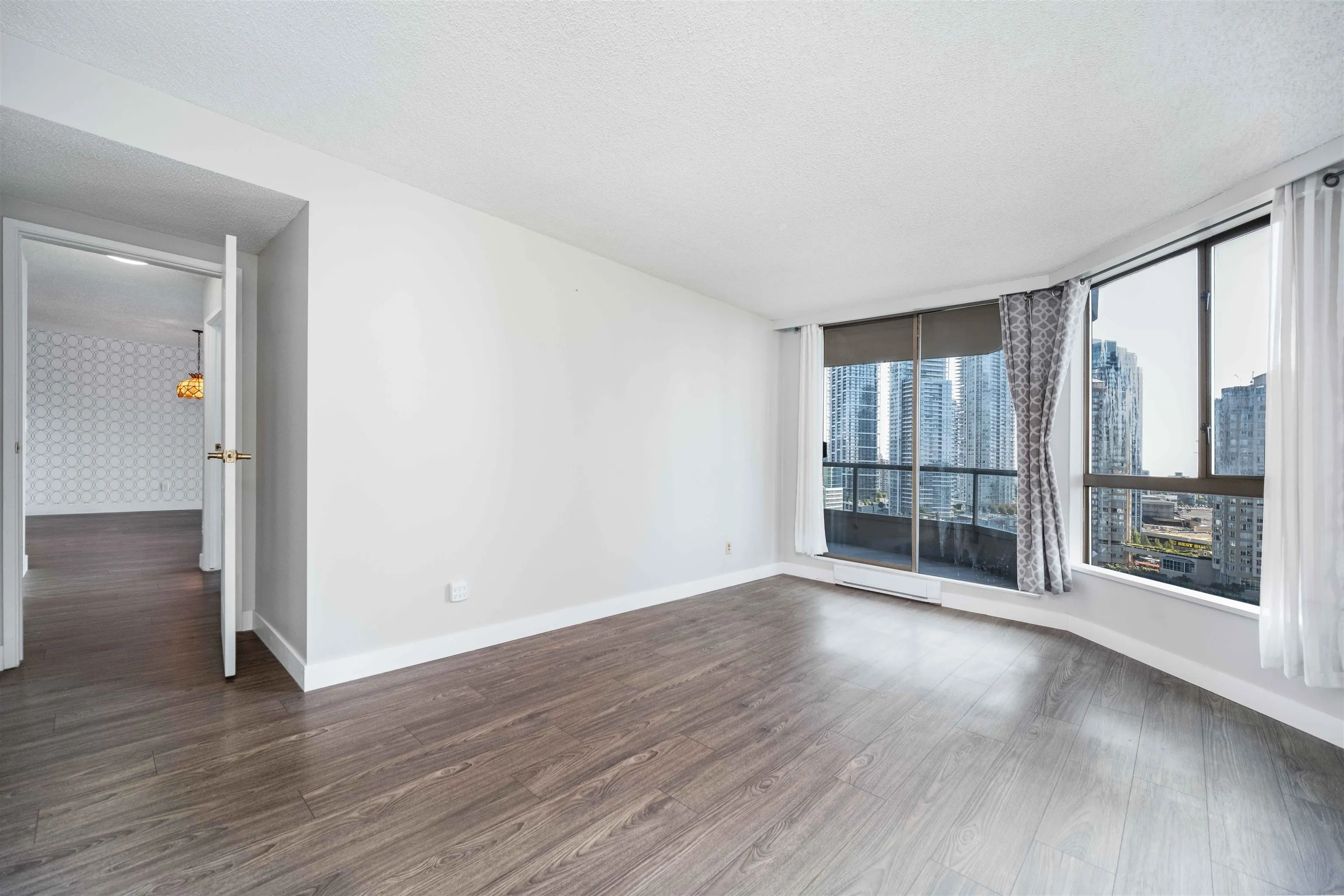 1903 4350 Beresford Street