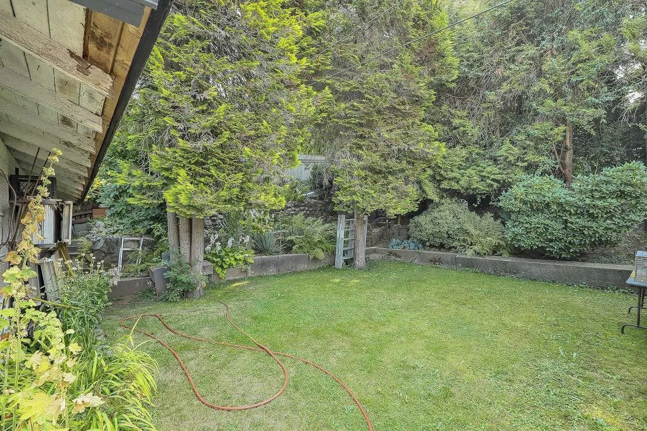 2374 Hillside Drive
