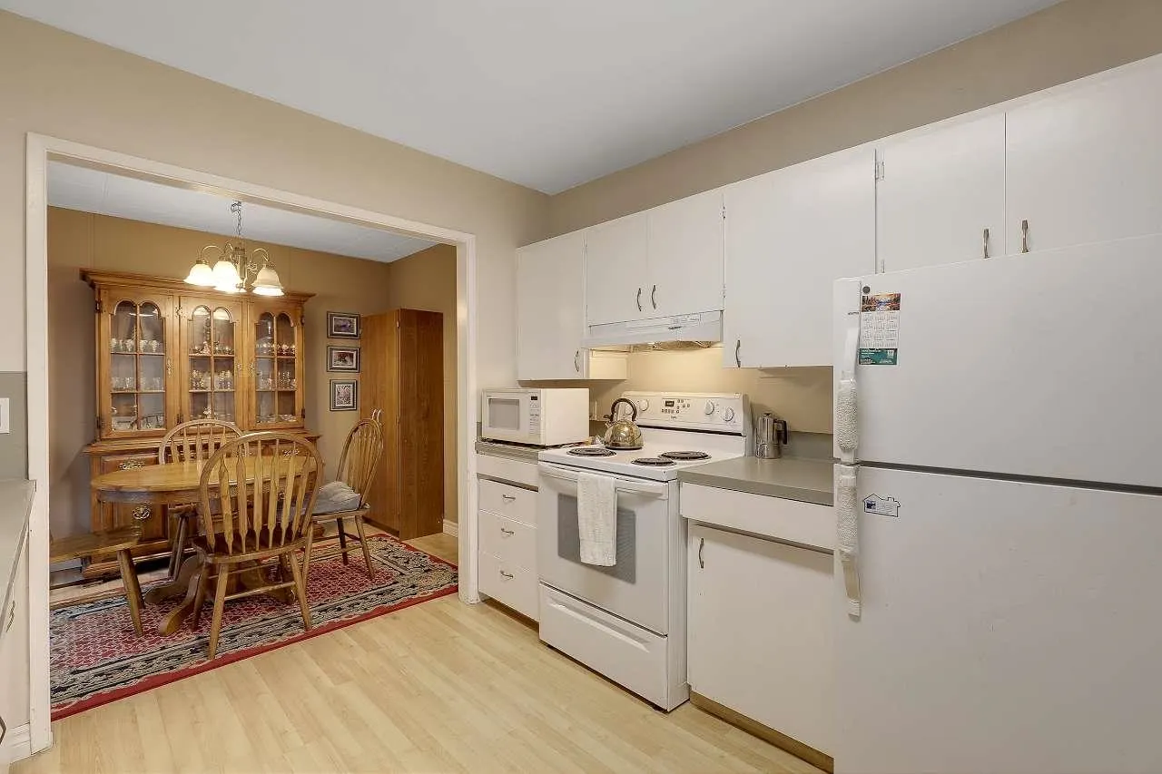 2374 Hillside Drive