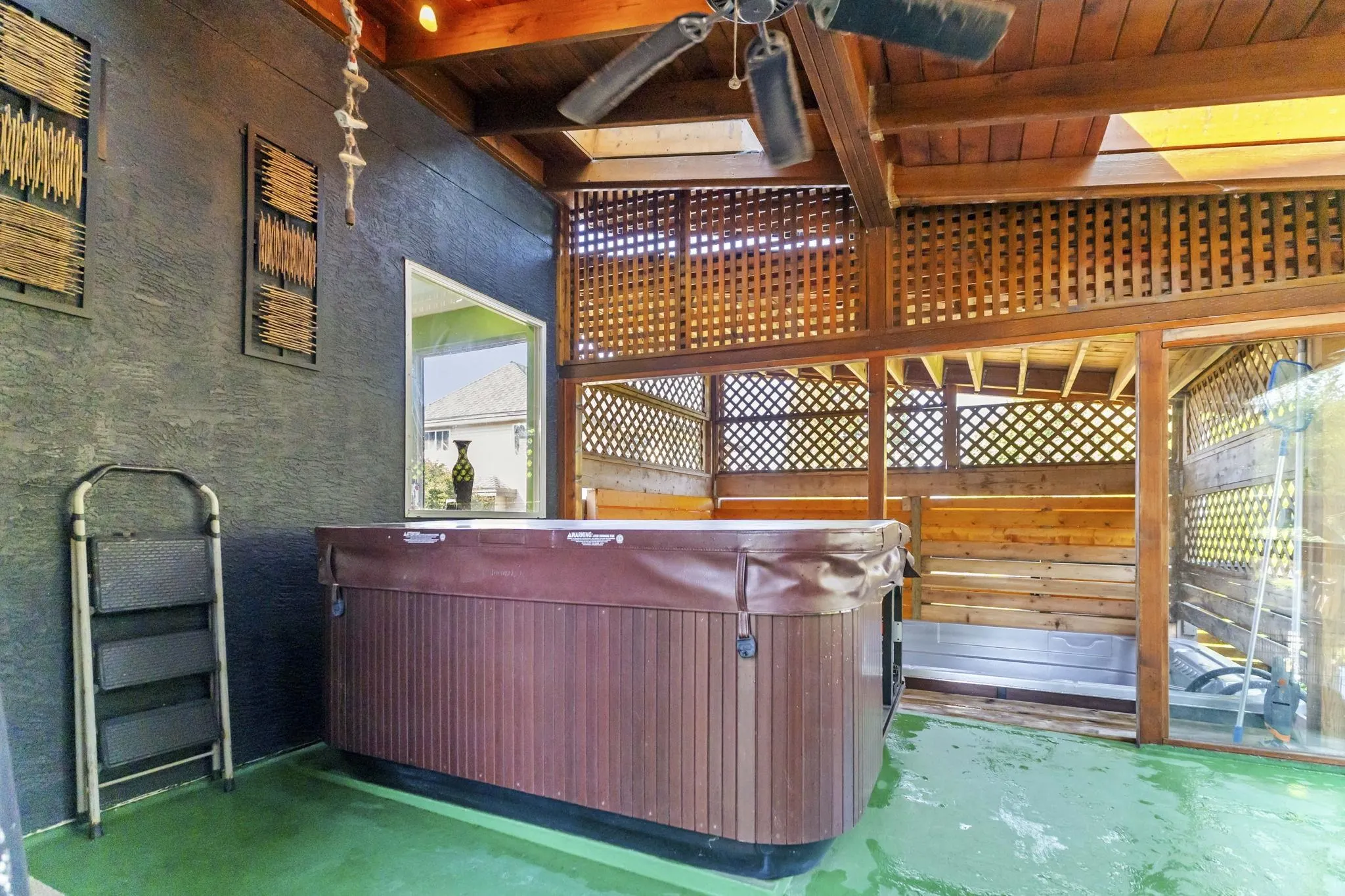 9764 180 Street