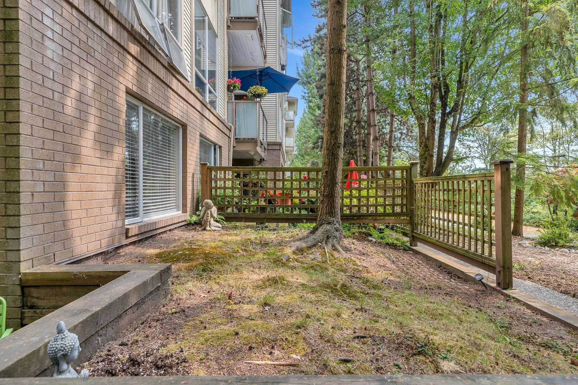 105 6742 Station Hill Court