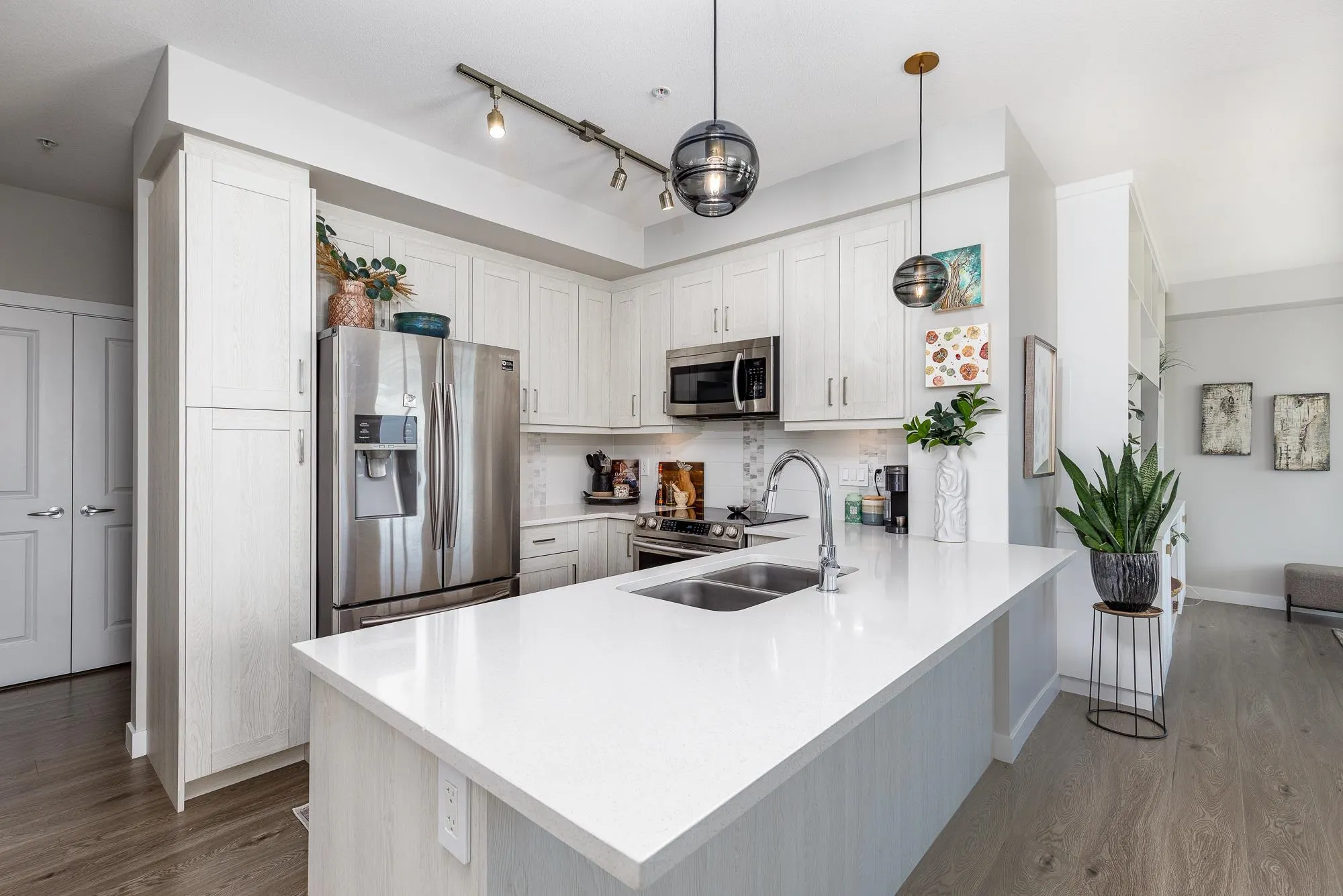 501 20826 72 Avenue