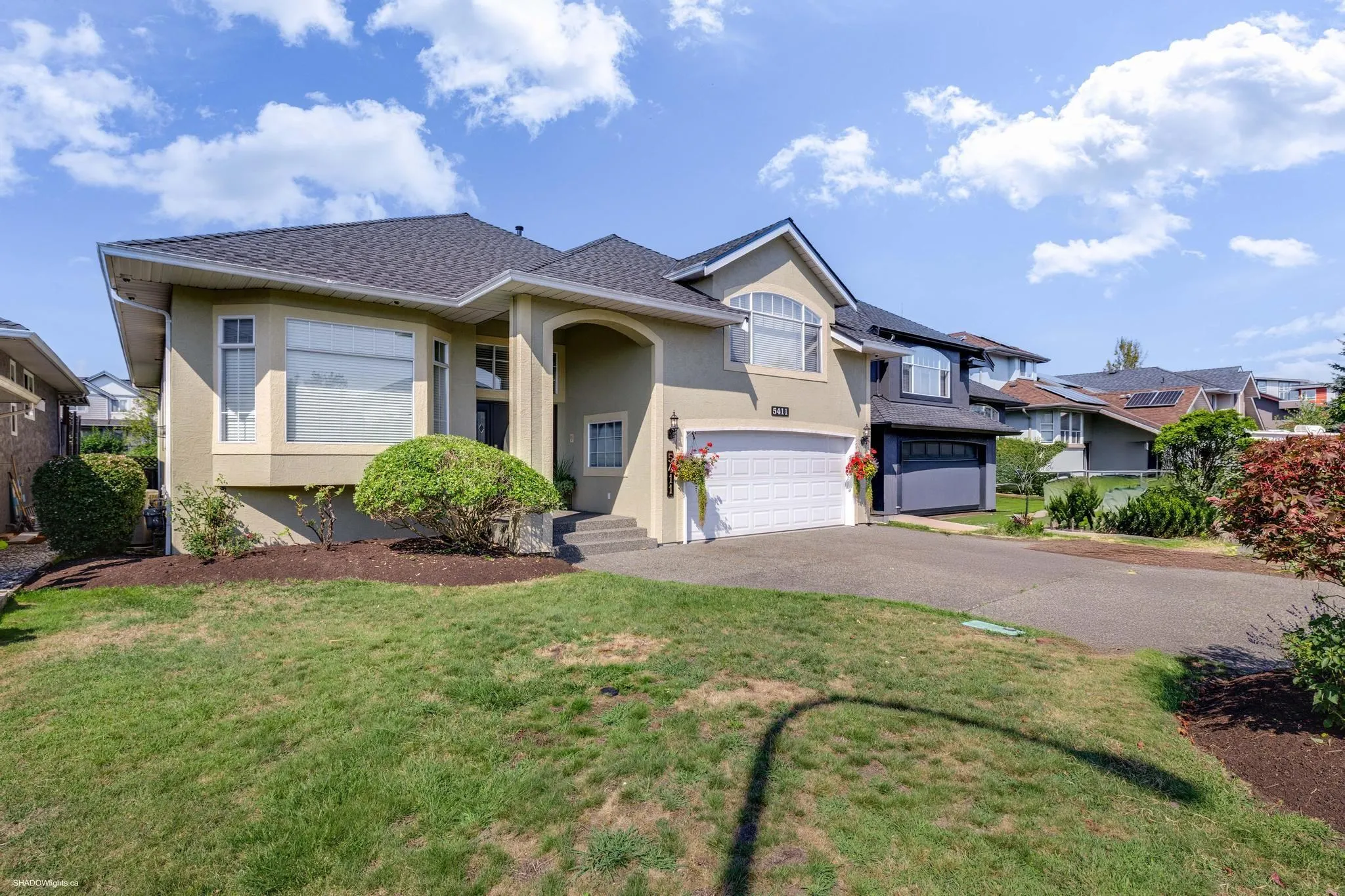5411 Mccoll Crescent
