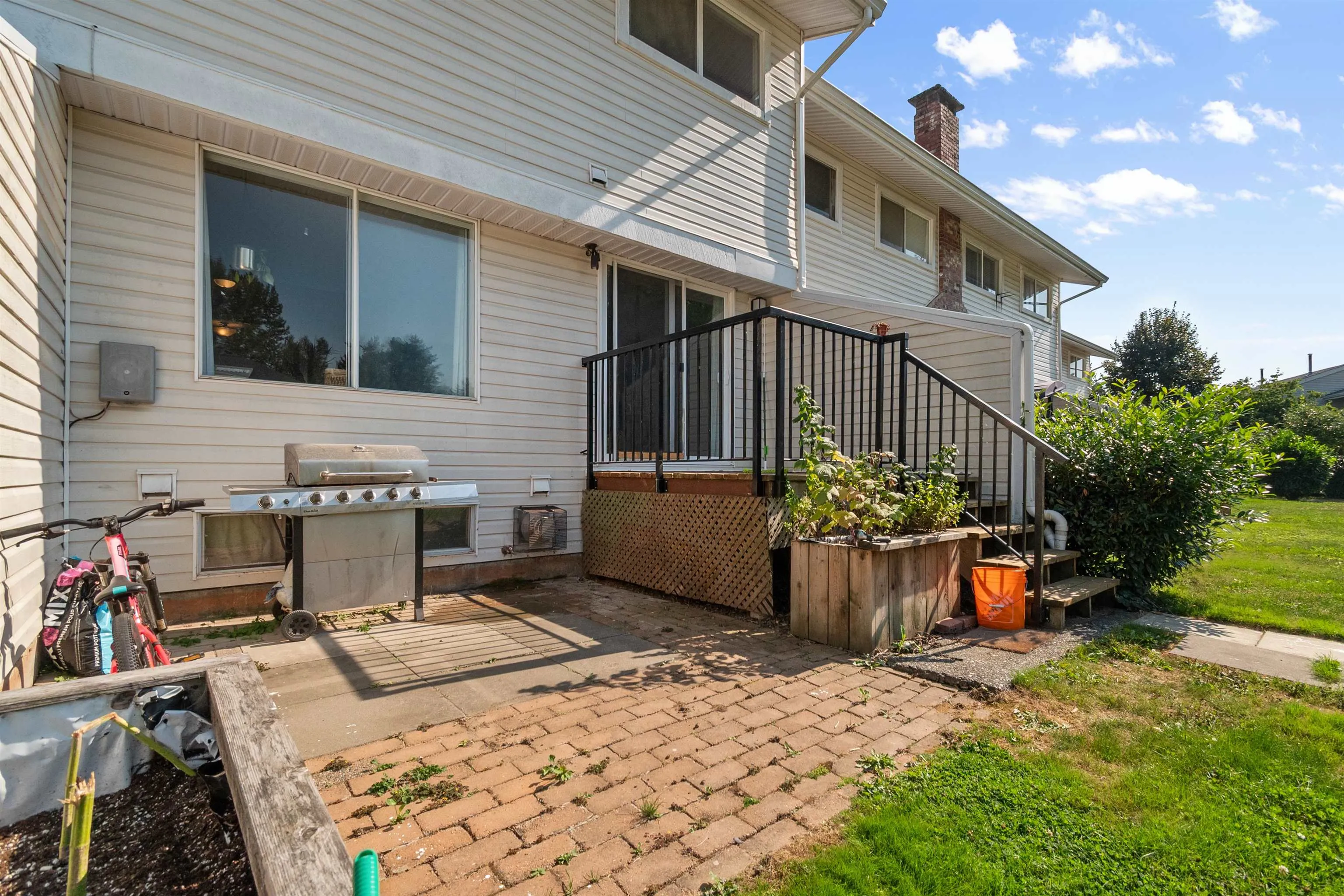 30 45215 Wolfe Road