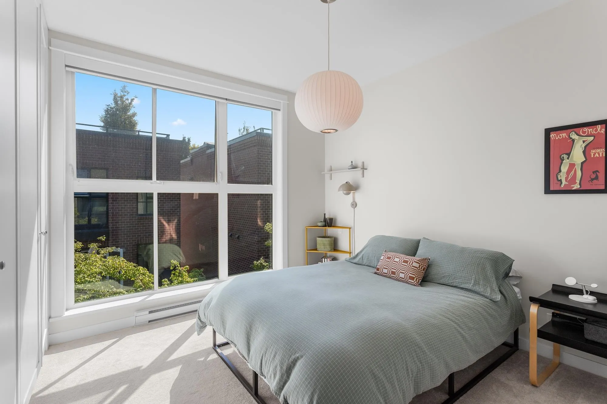 3439 Porter Street