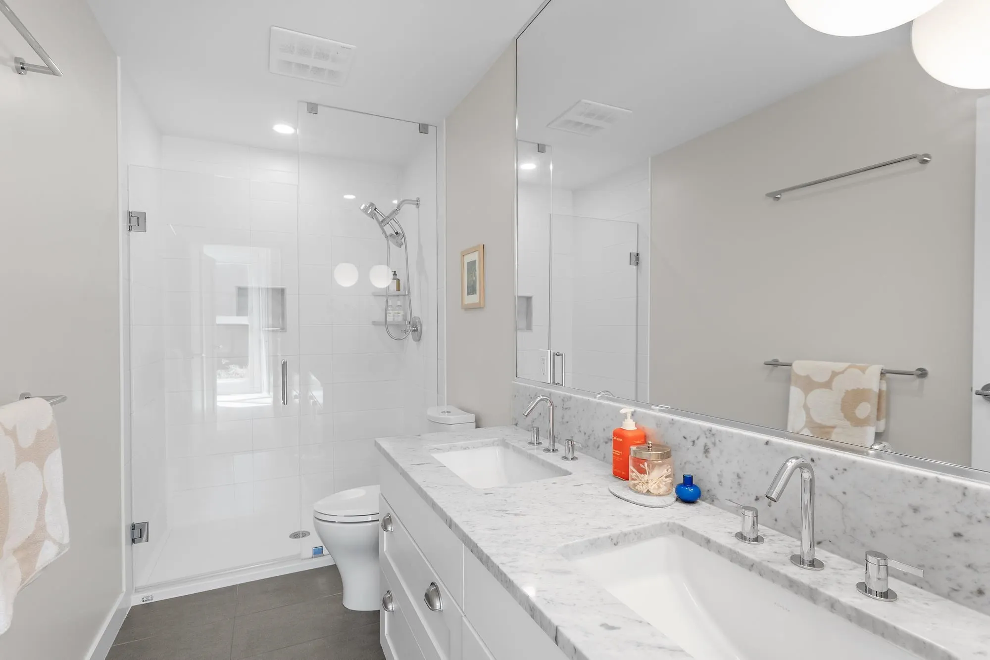 3439 Porter Street