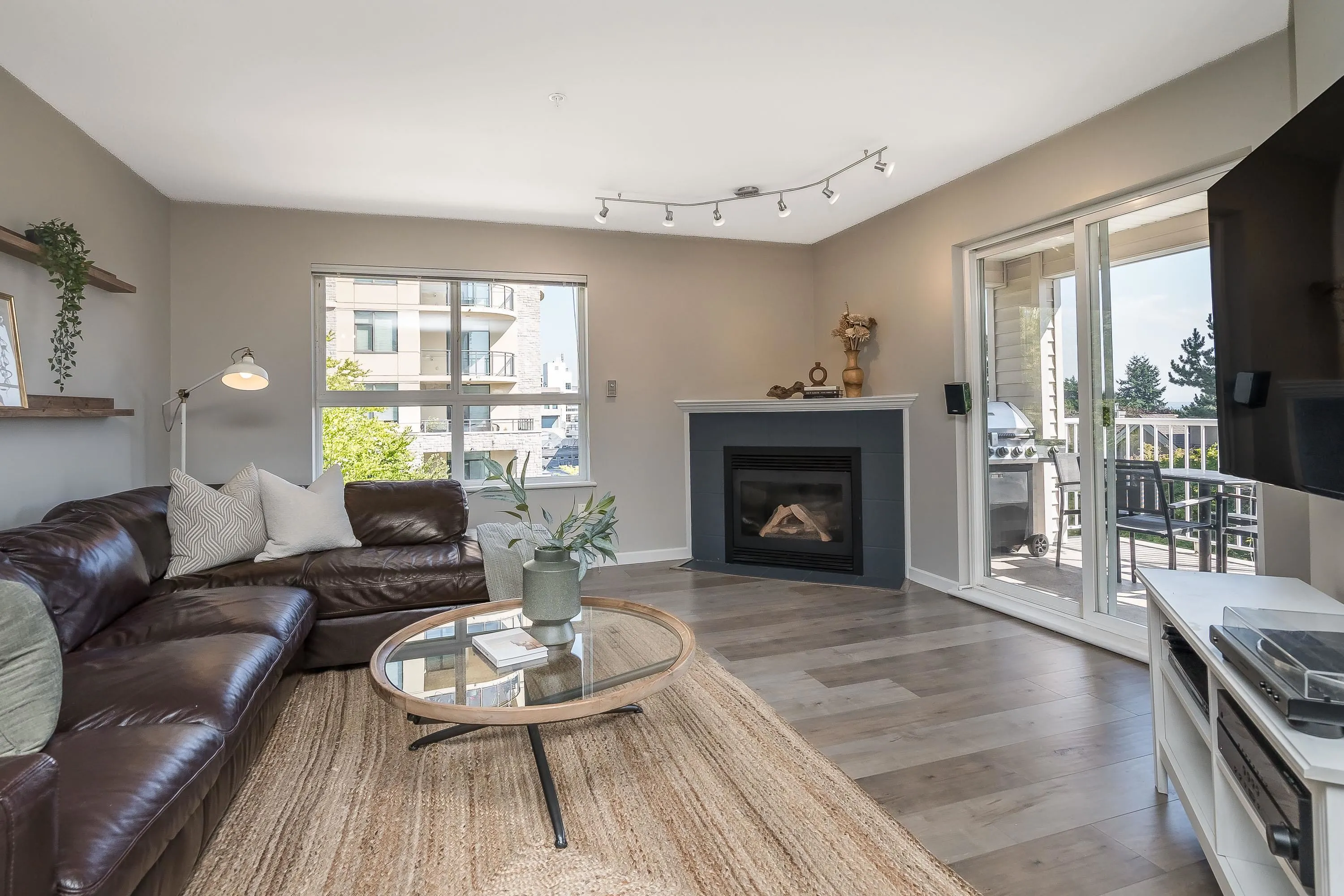 PH23 1588 Best Street