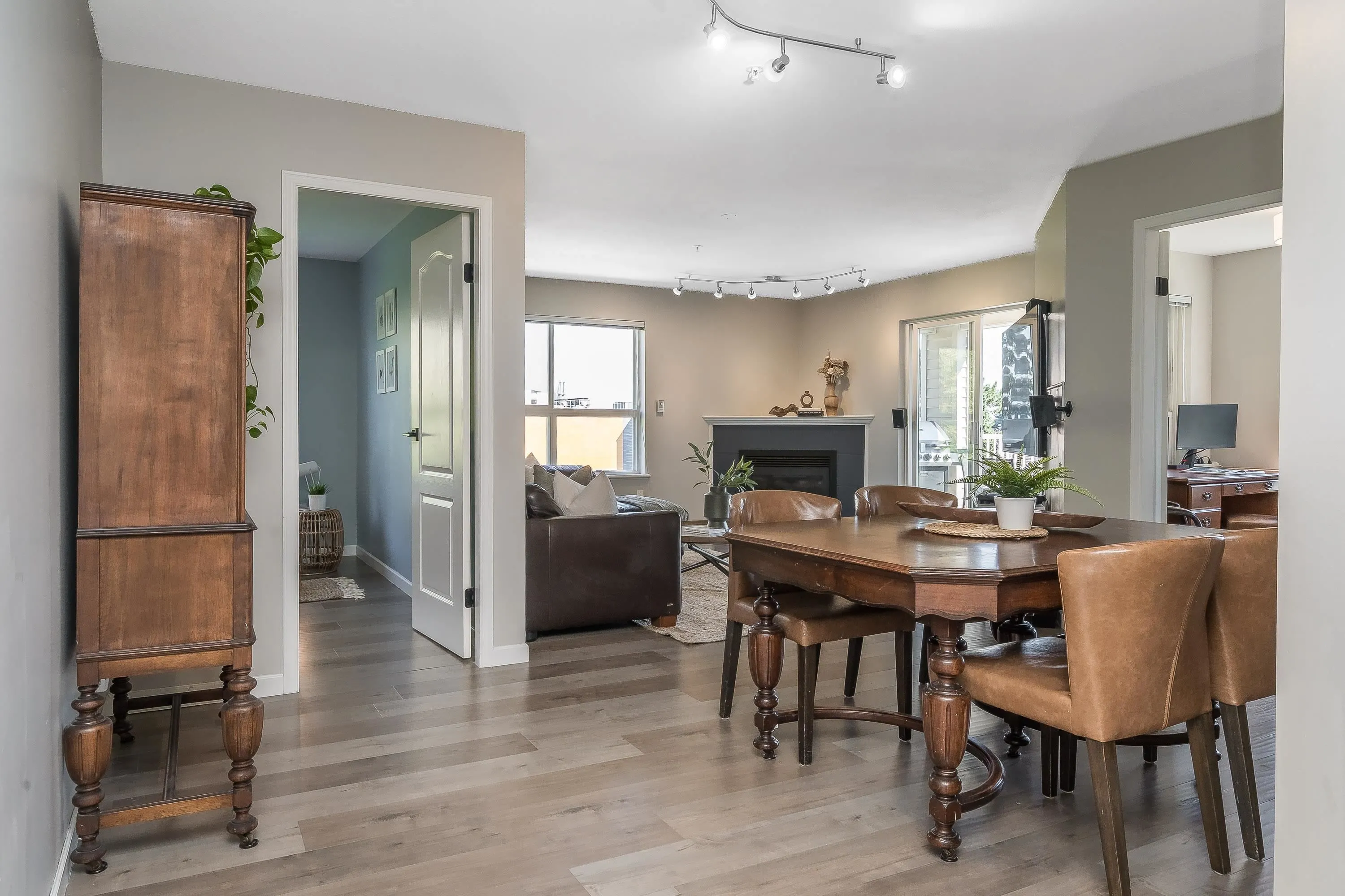 PH23 1588 Best Street