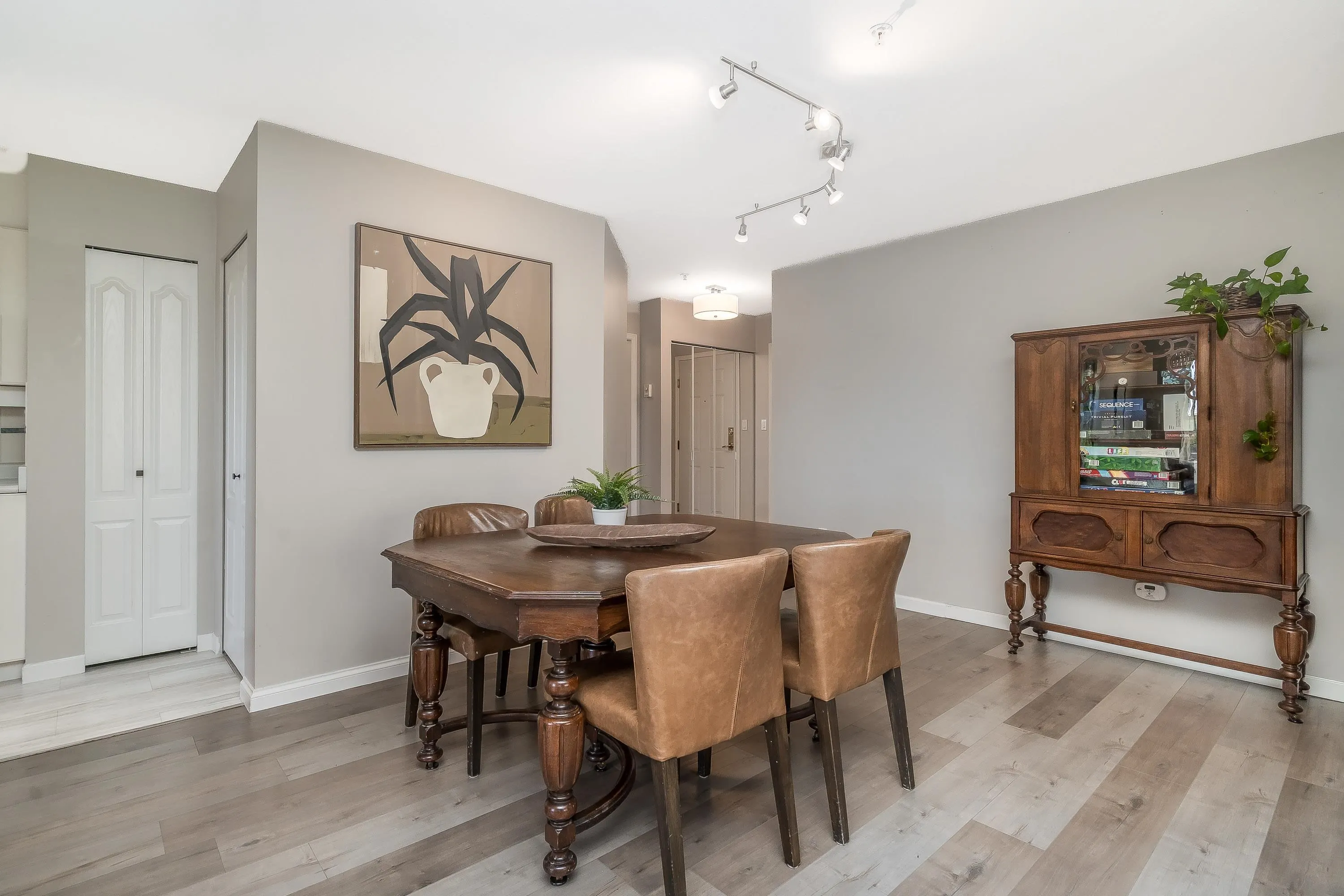 PH23 1588 Best Street