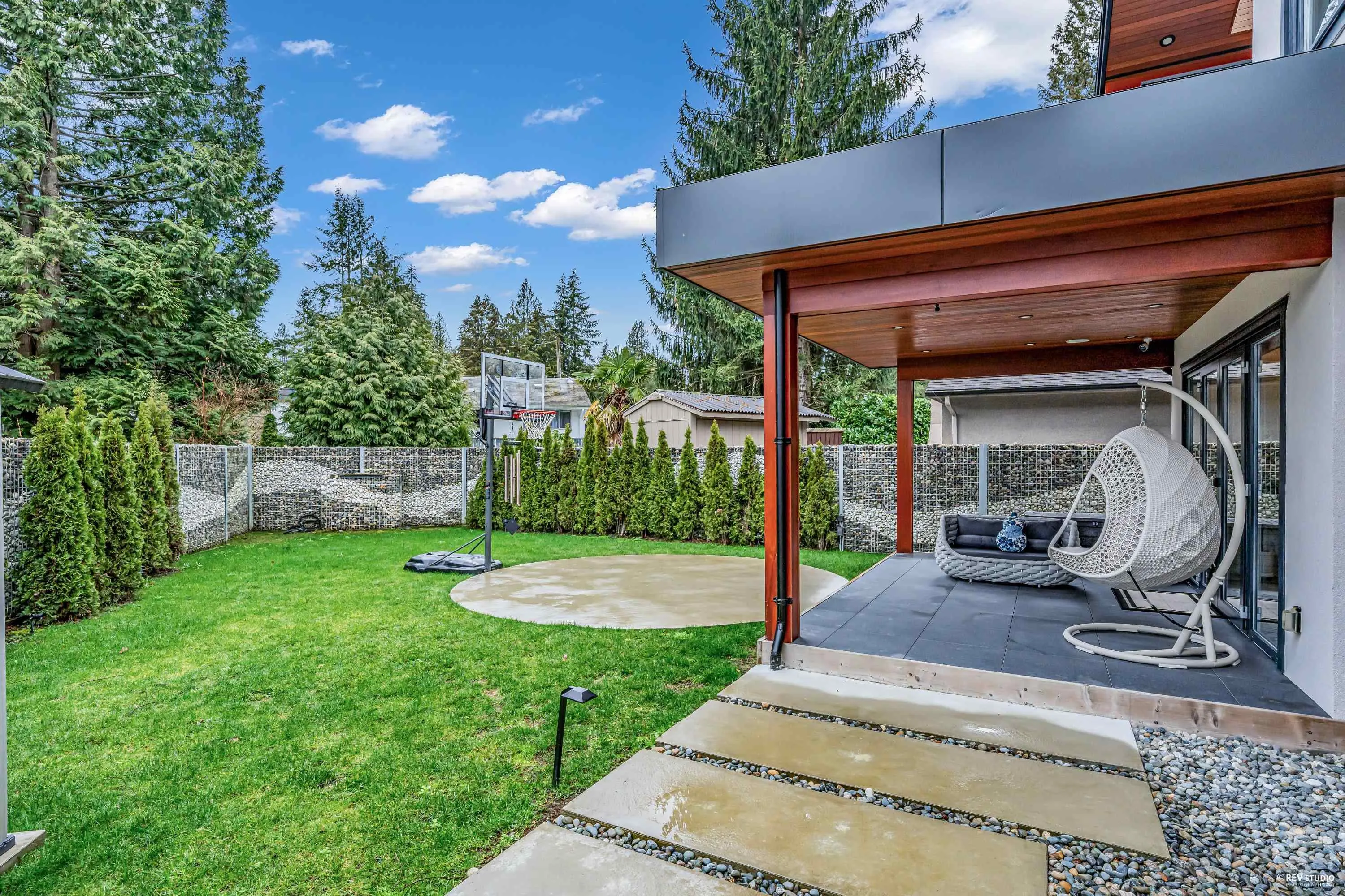1075 Belvedere Drive