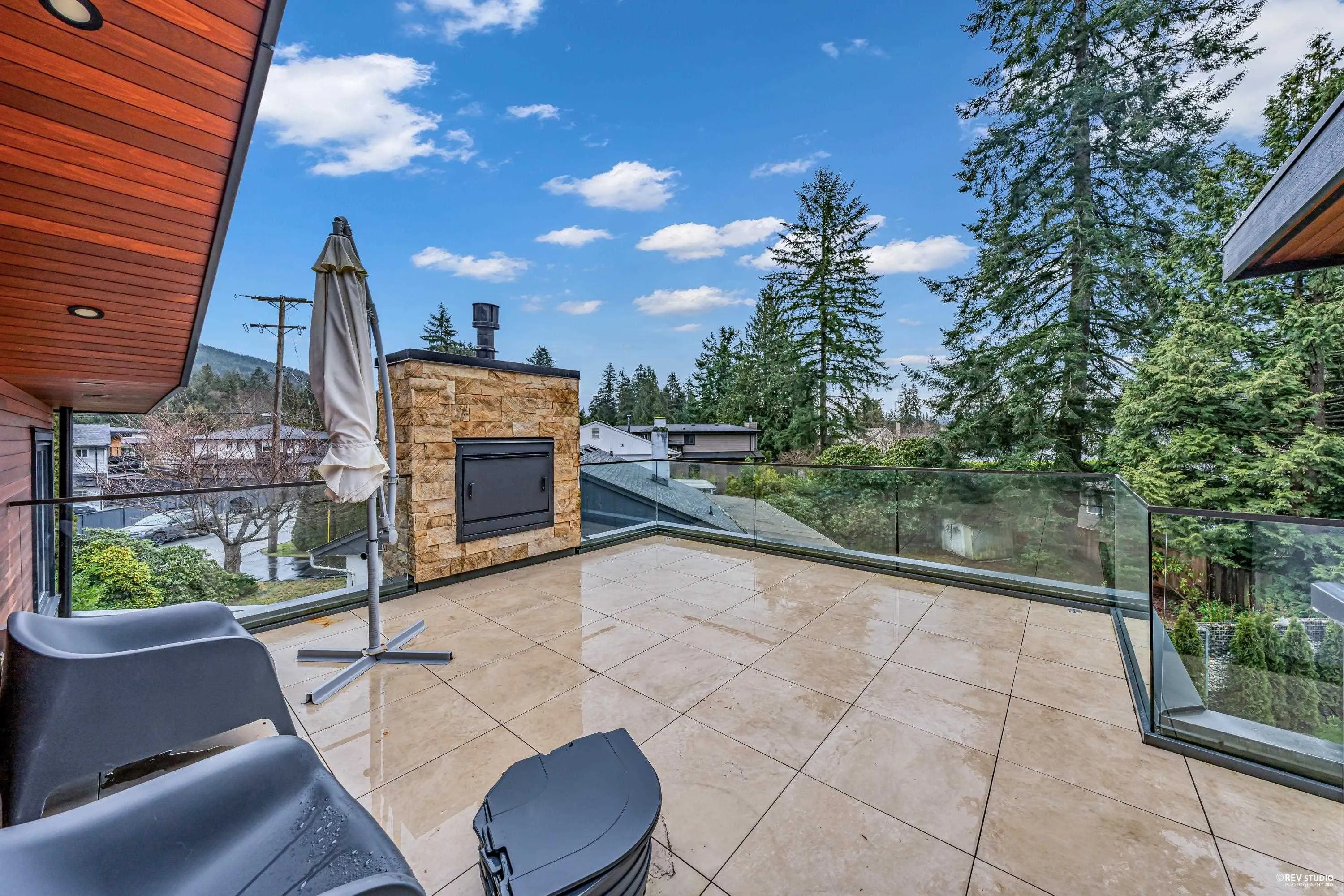 1075 Belvedere Drive