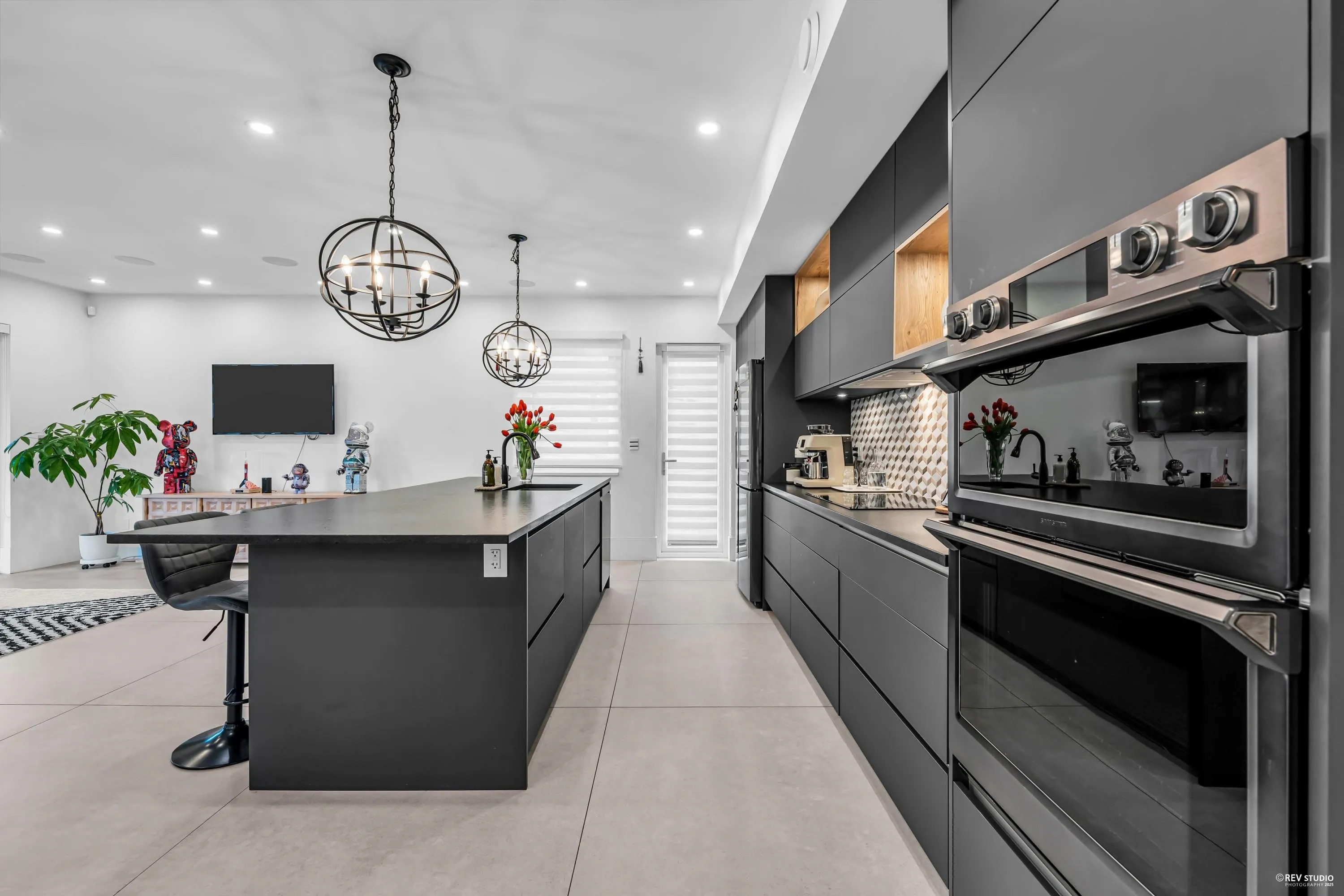 1075 Belvedere Drive