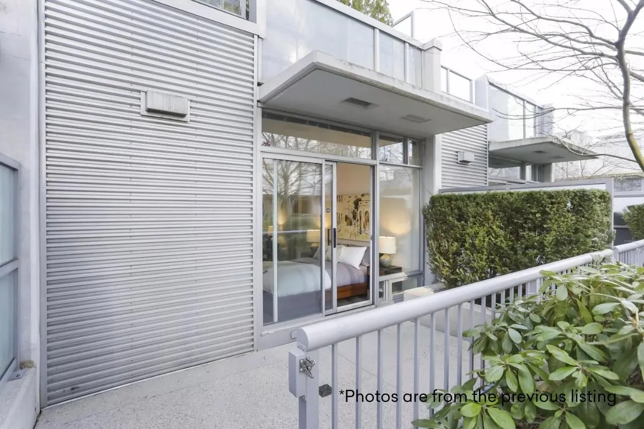 112 Dunsmuir Street