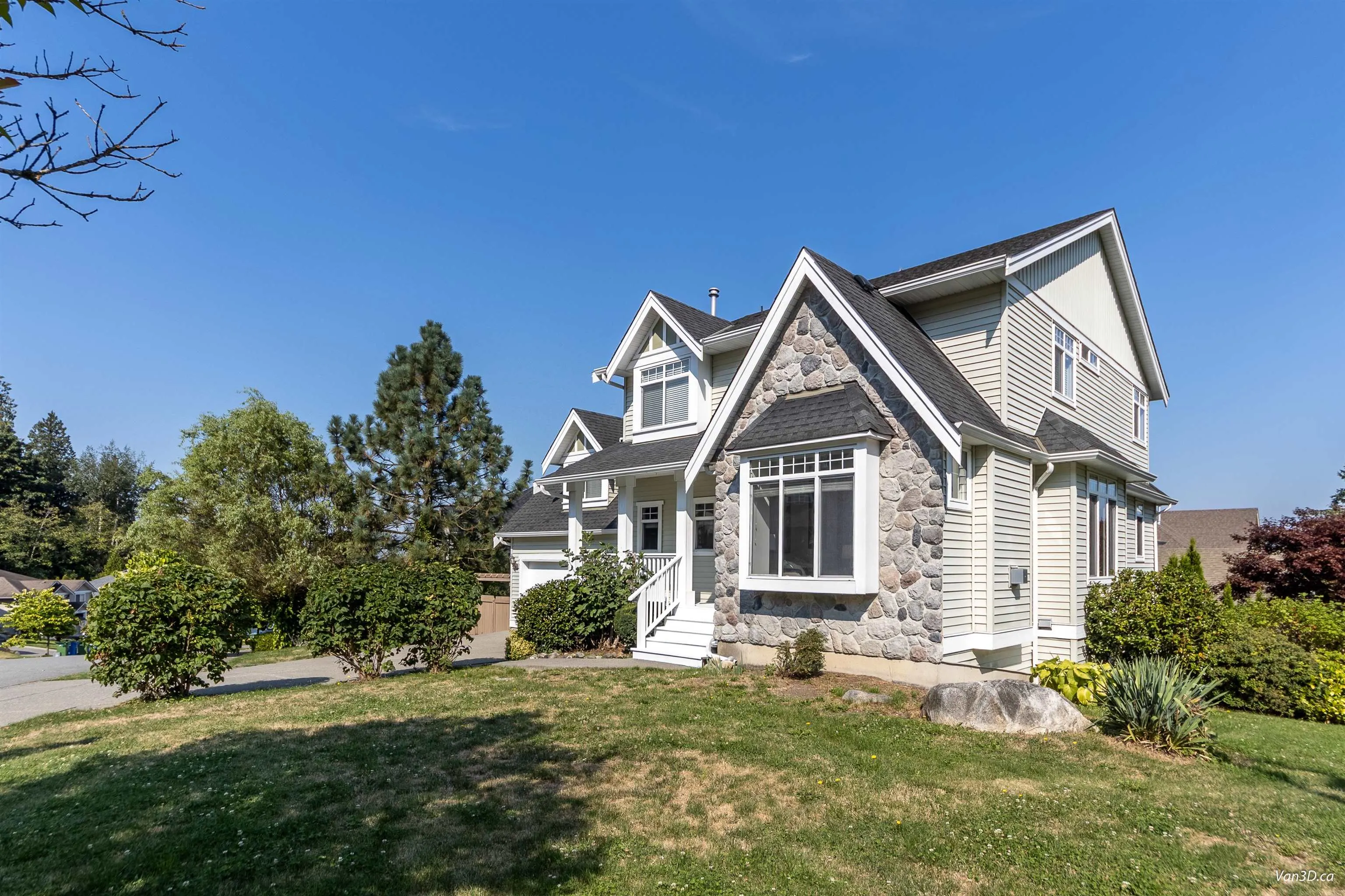 35725 Ledgeview Drive