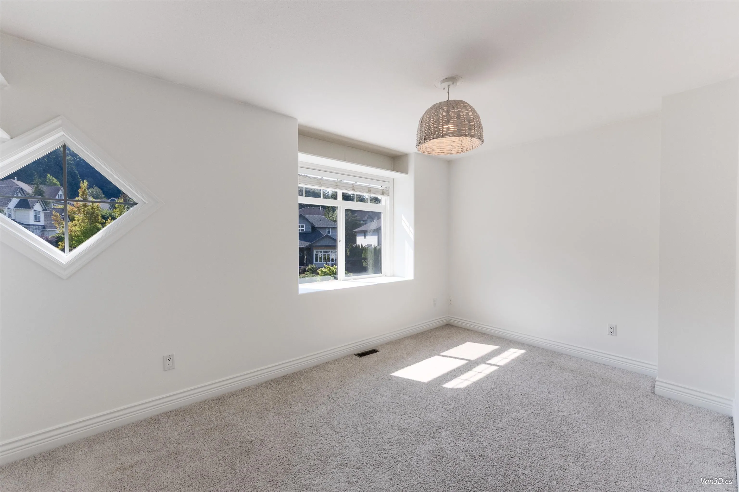 35725 Ledgeview Drive