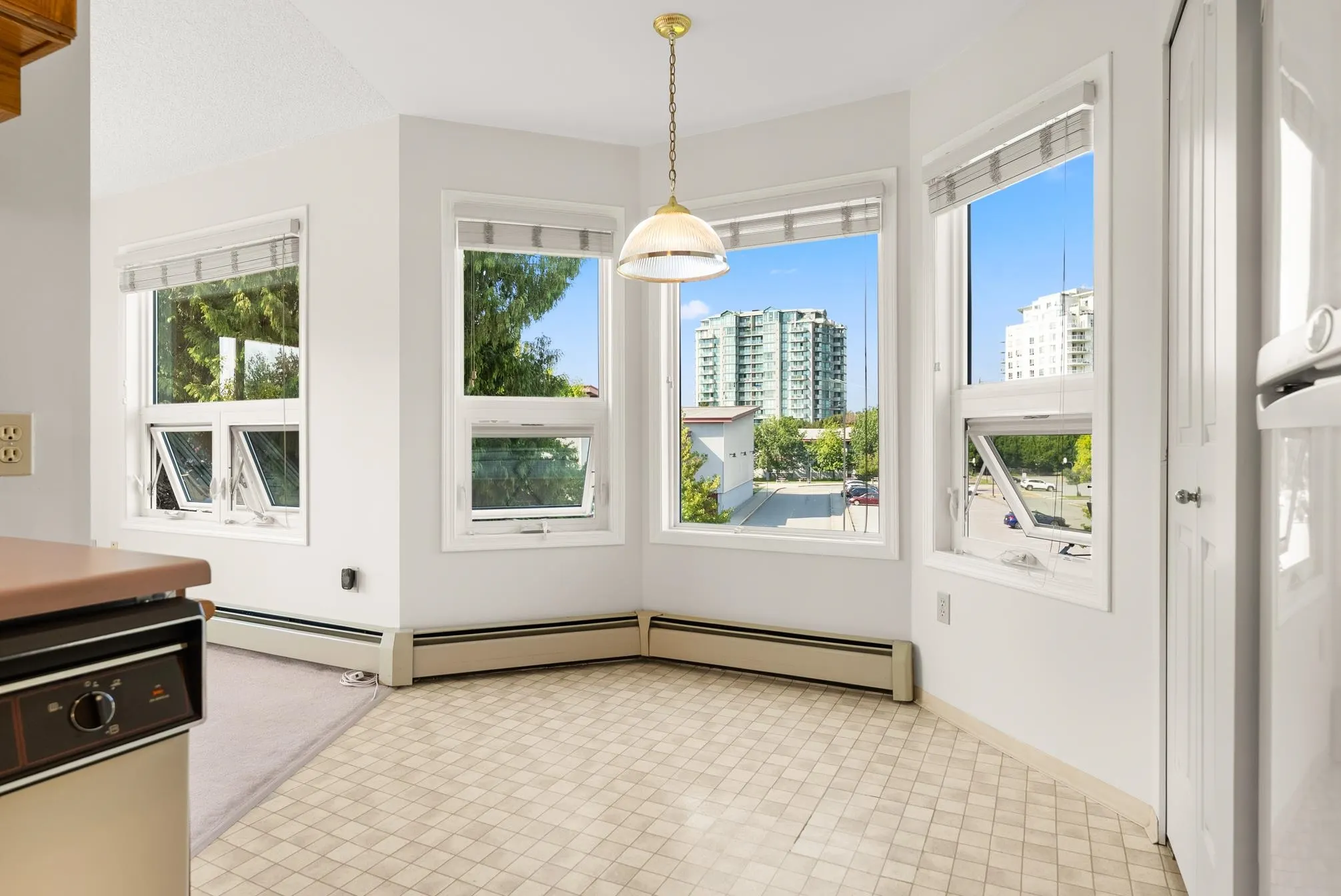 211 7251 Minoru Boulevard