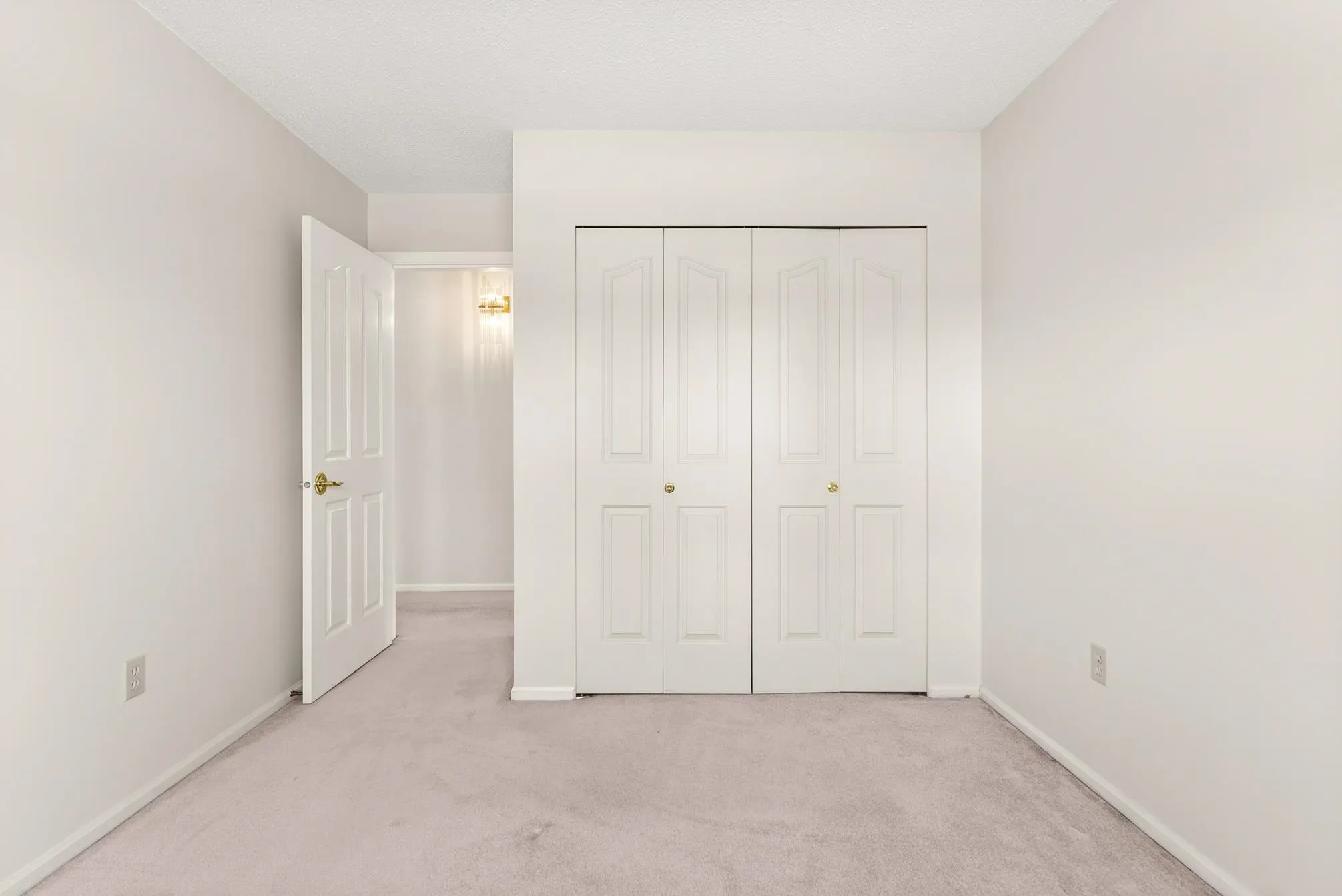 211 7251 Minoru Boulevard