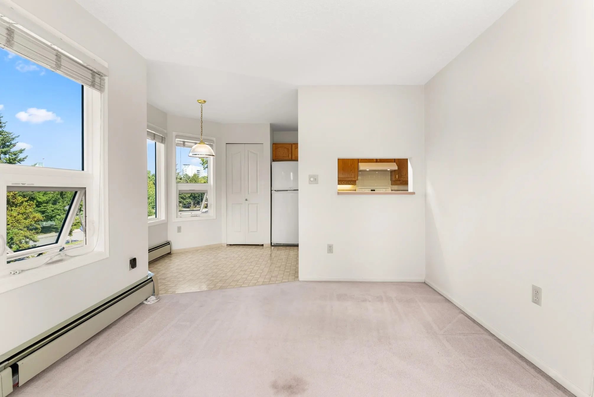 211 7251 Minoru Boulevard