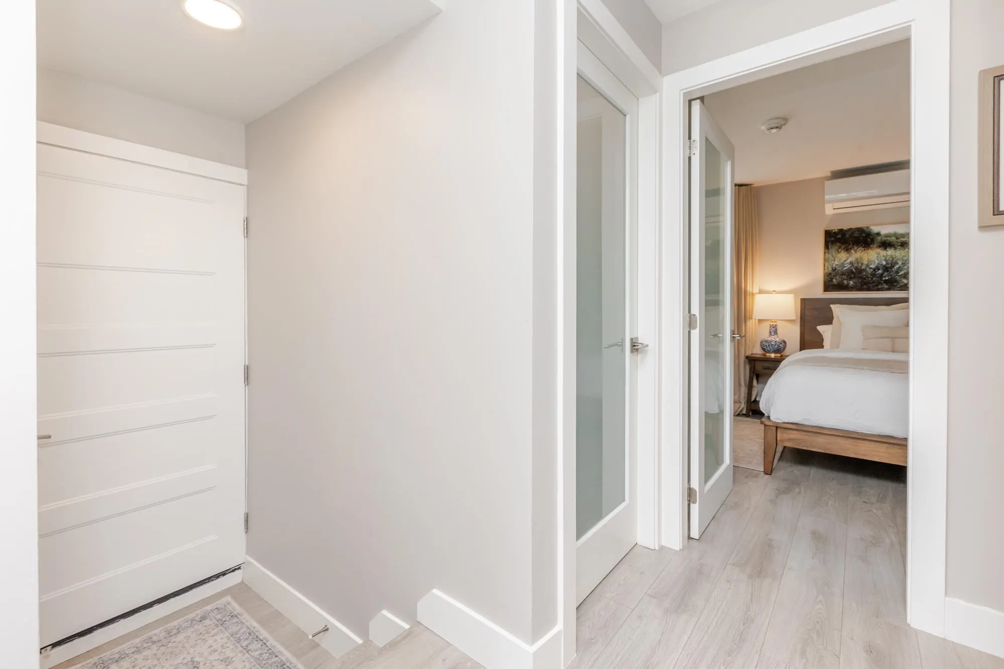 3 15989 Marine Drive