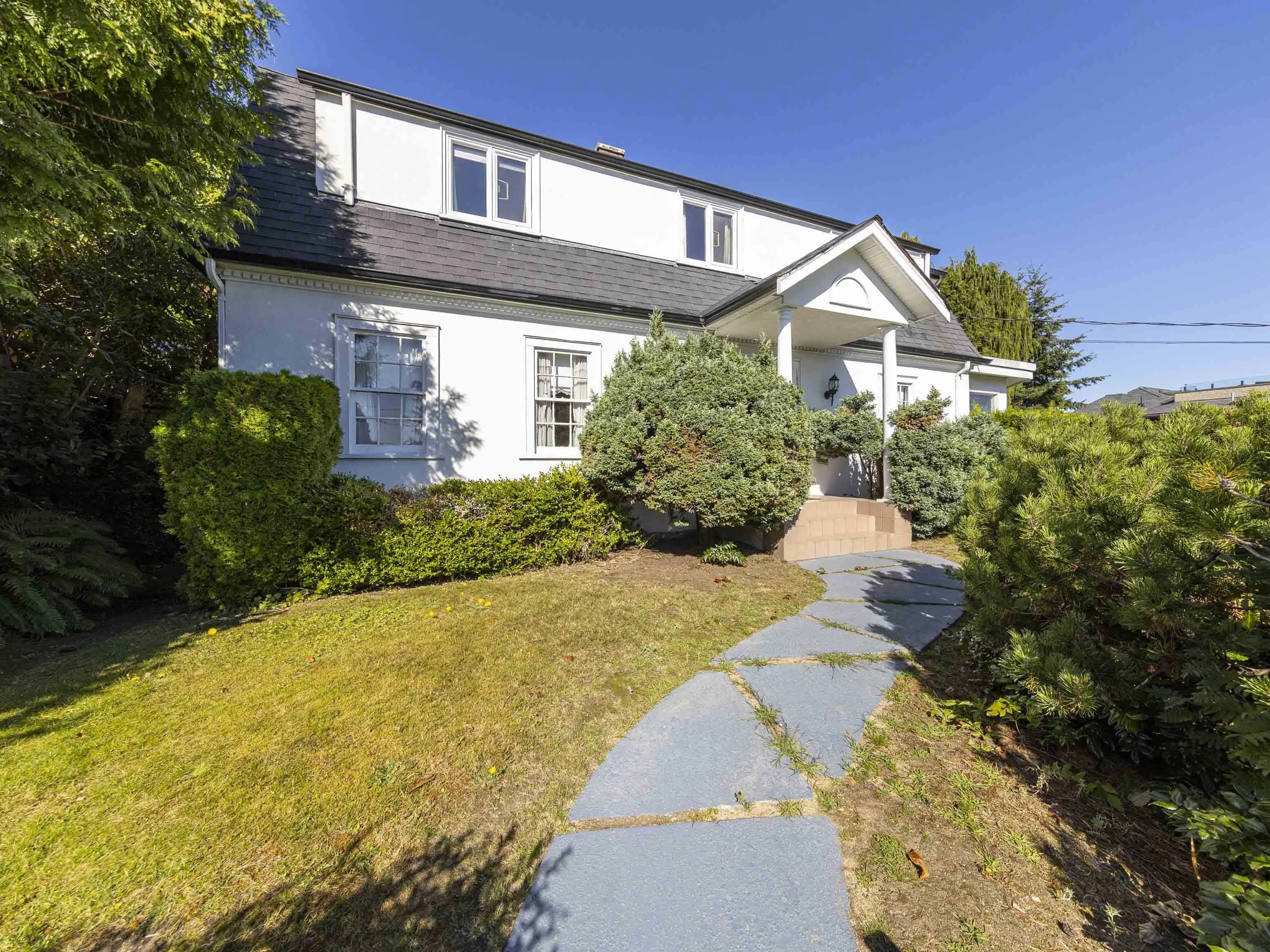 1937 Tolmie Street