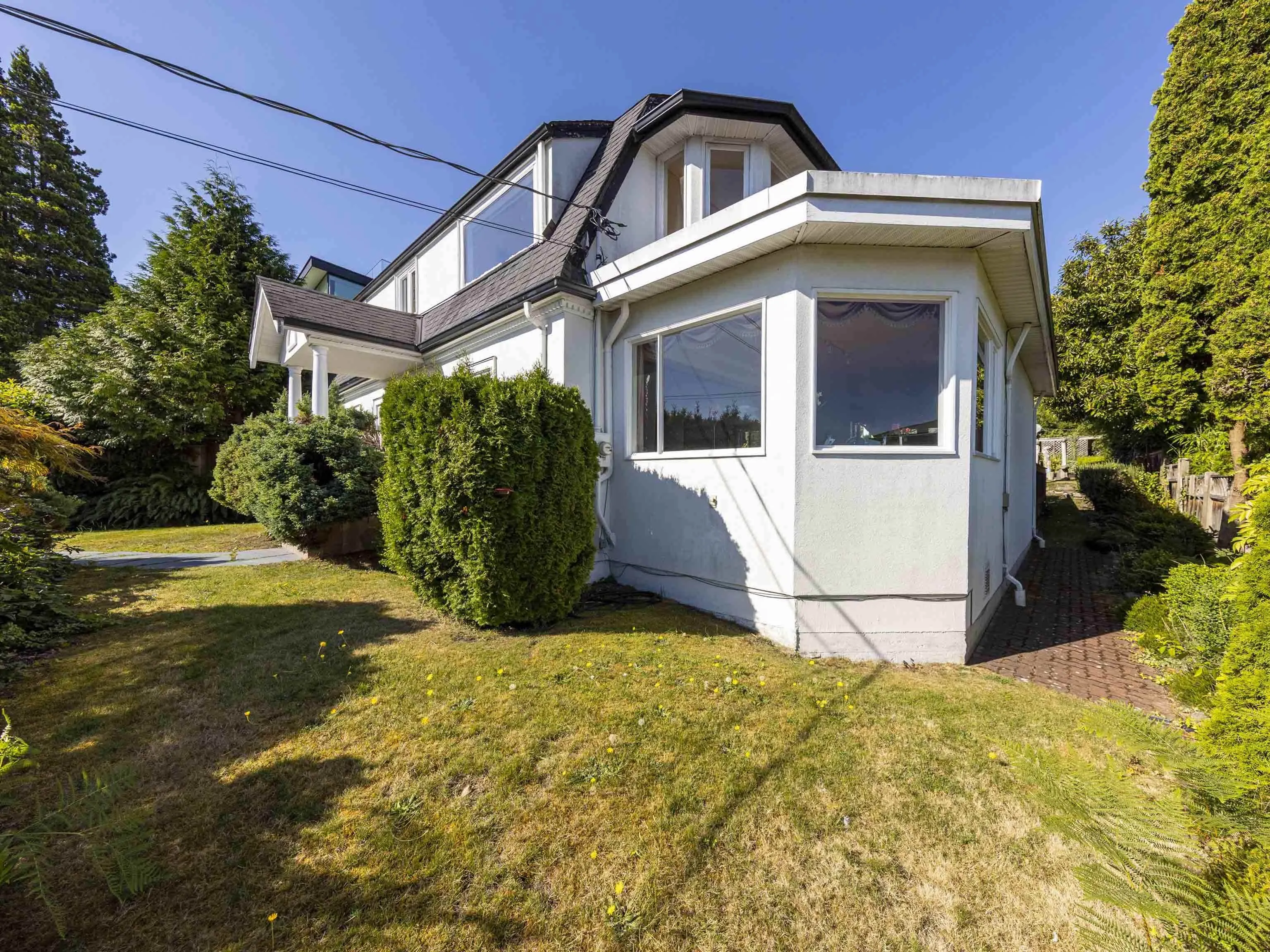1937 Tolmie Street