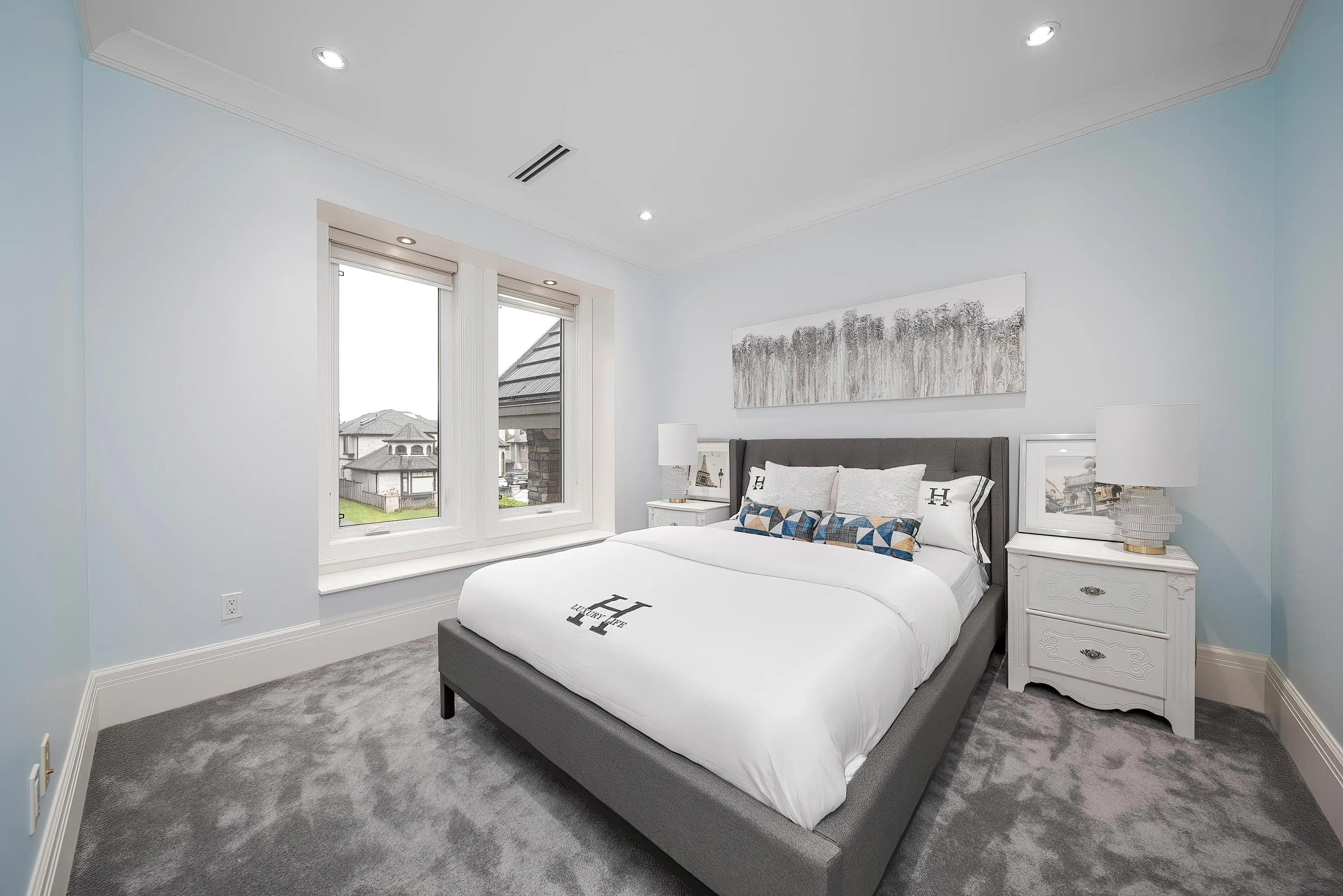 7673 Dampier Drive