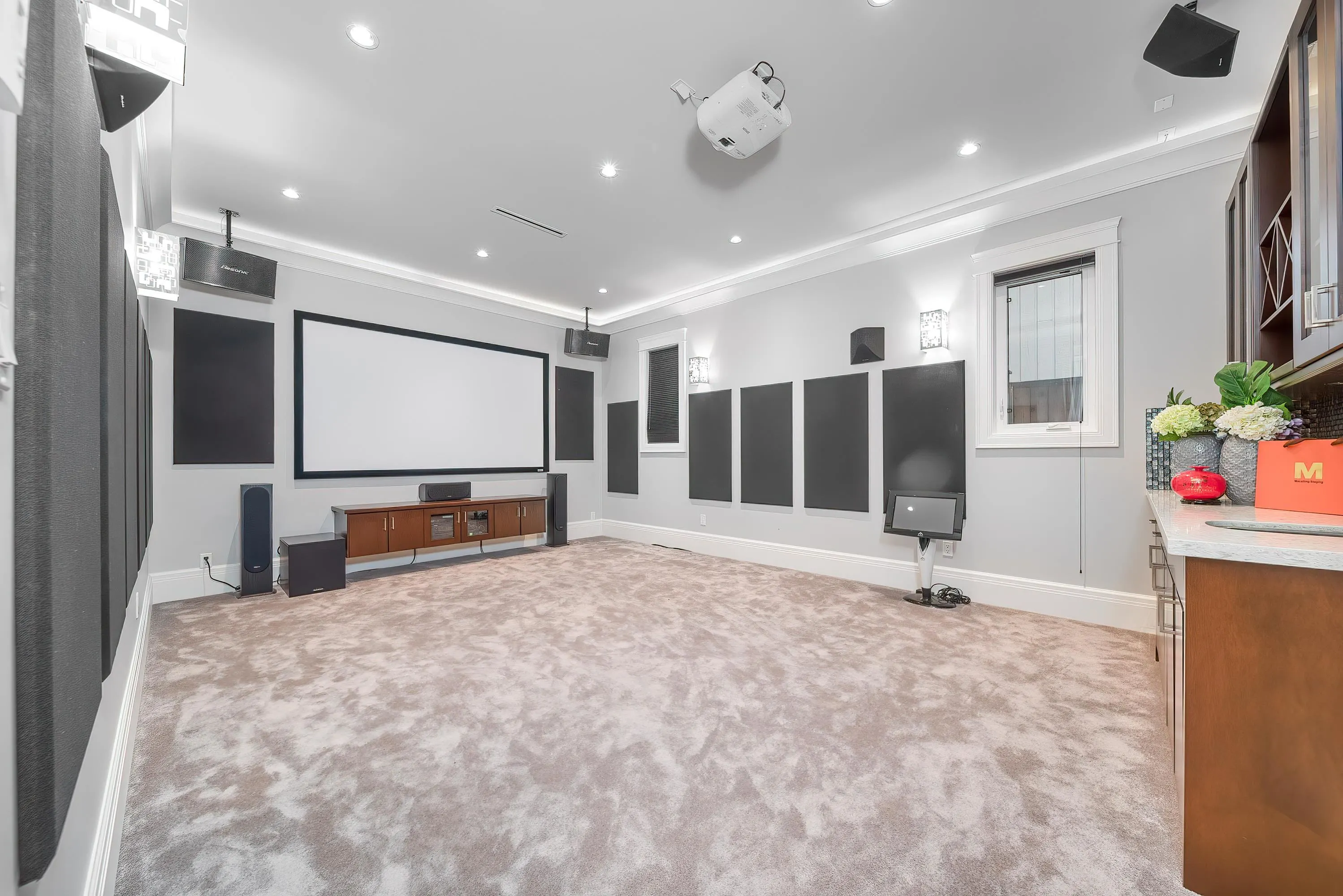 7673 Dampier Drive