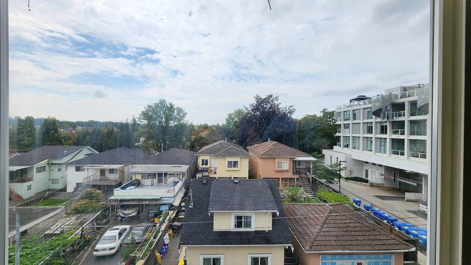 423 2238 Kingsway