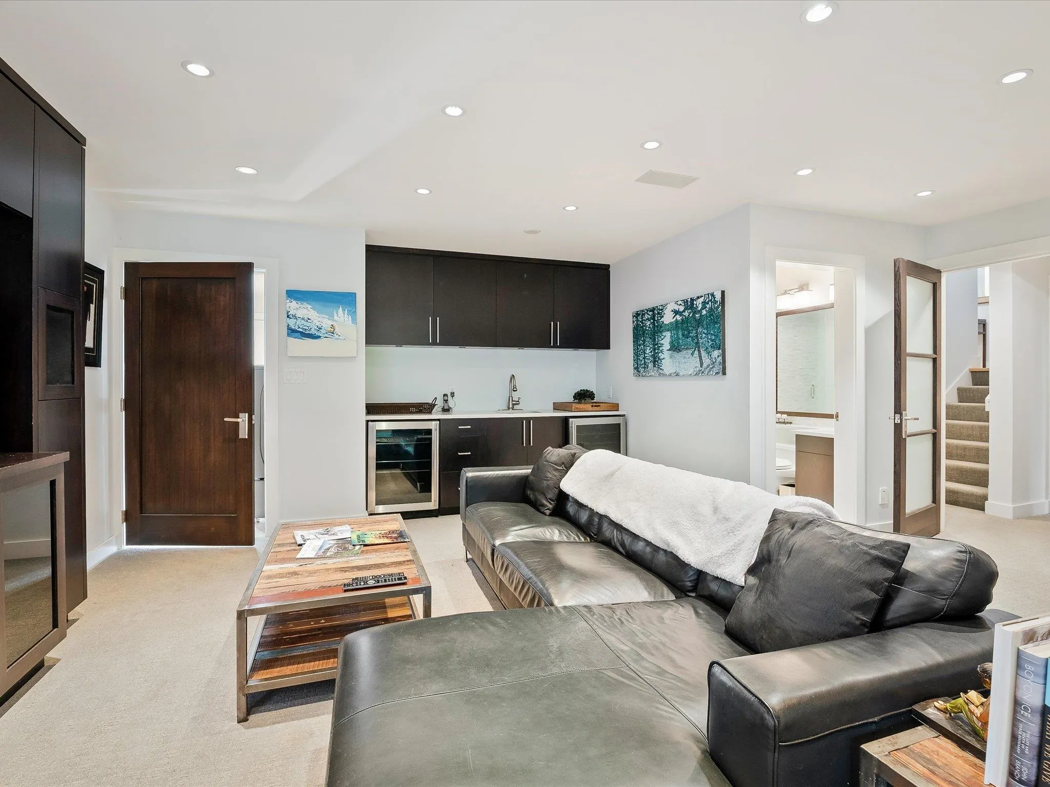 6252 Palmer Drive