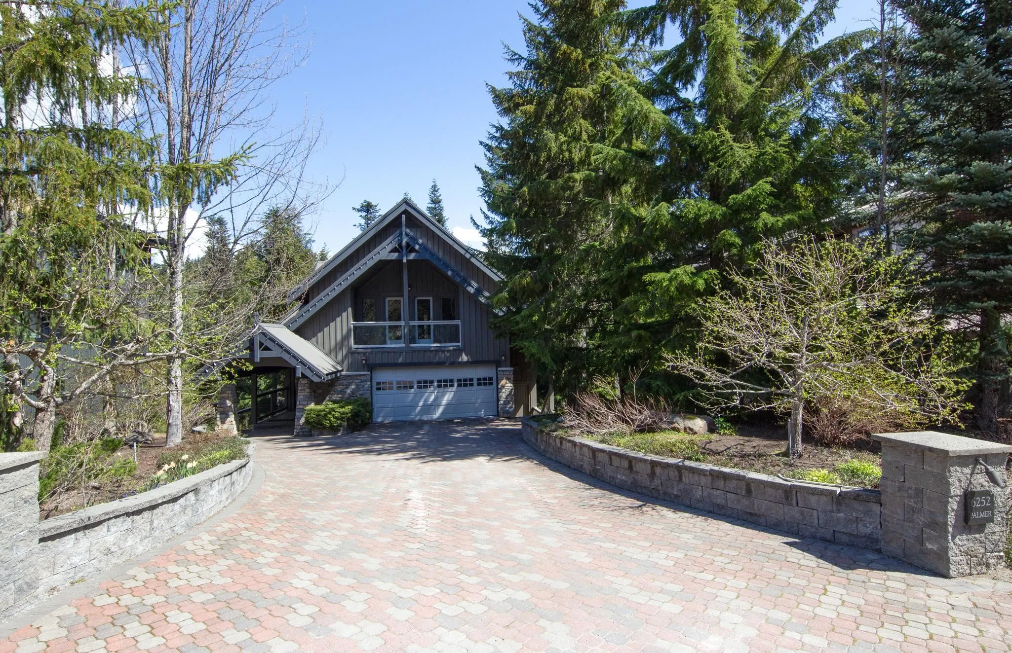 6252 Palmer Drive