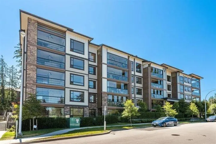 110 14588 Mcdougall Drive