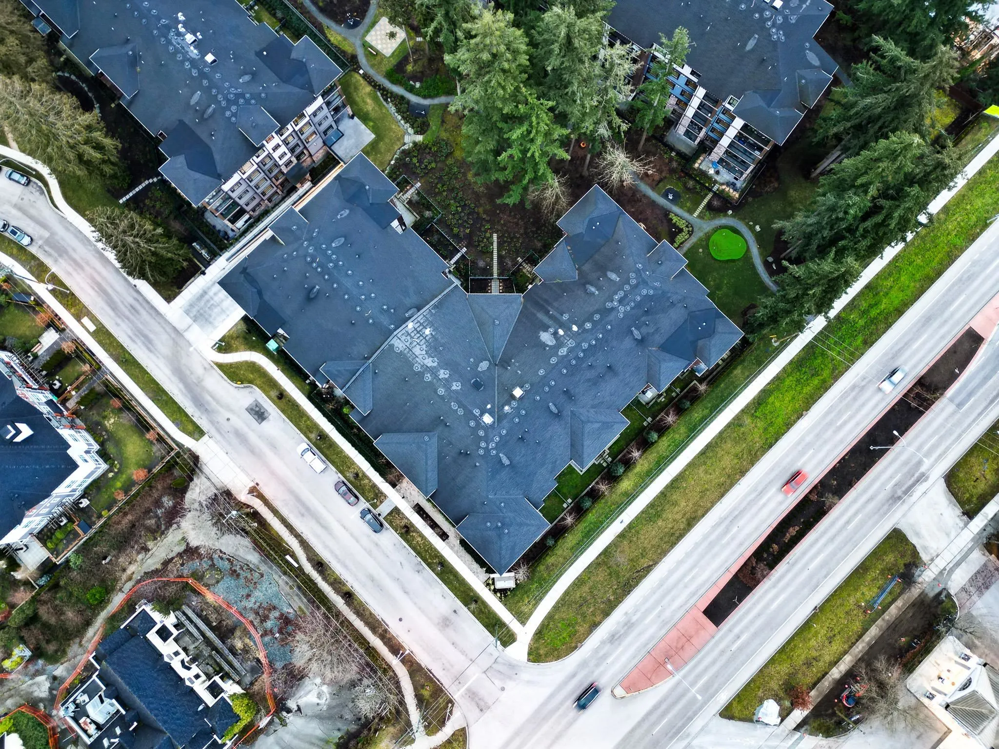 110 14588 Mcdougall Drive