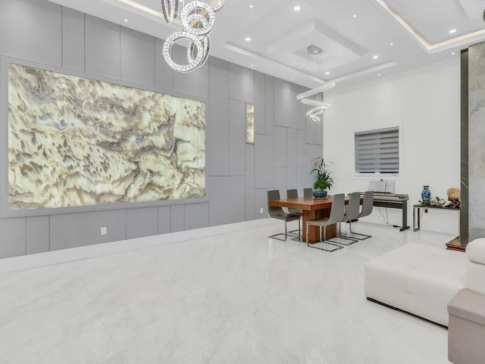 3771 Bowen Drive