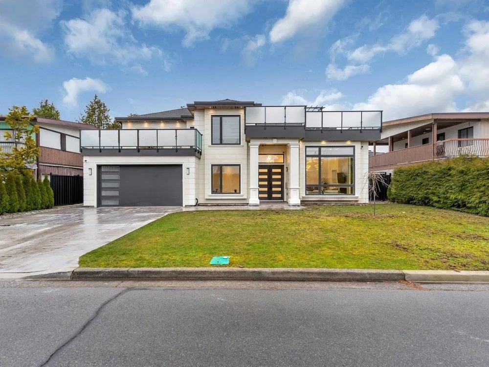3771 Bowen Drive
