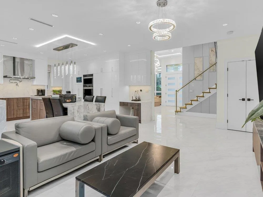 3771 Bowen Drive