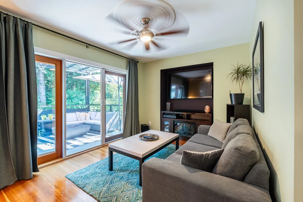 2674 Sparrow Court