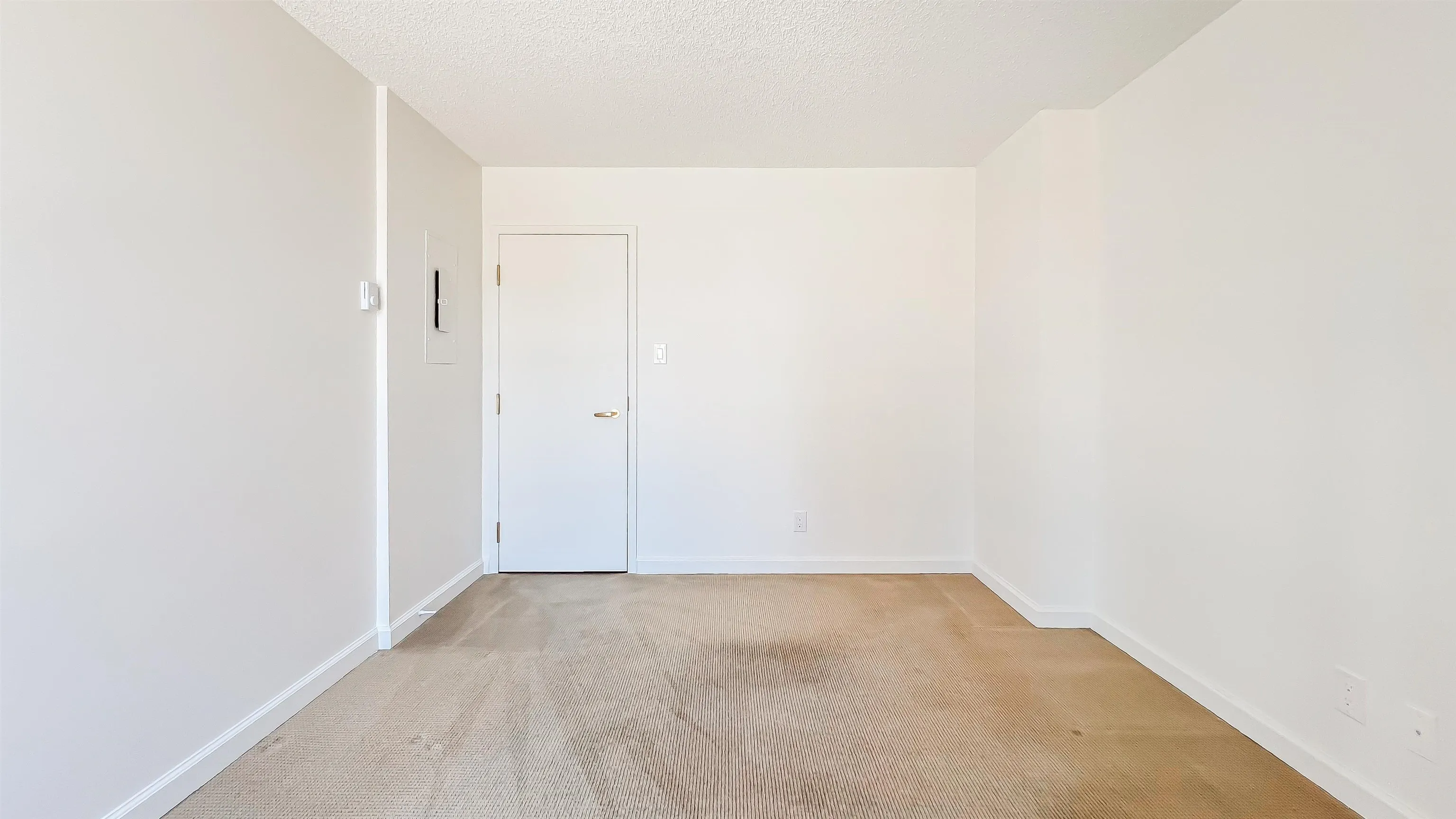 101 1450 Pennyfarthing Drive