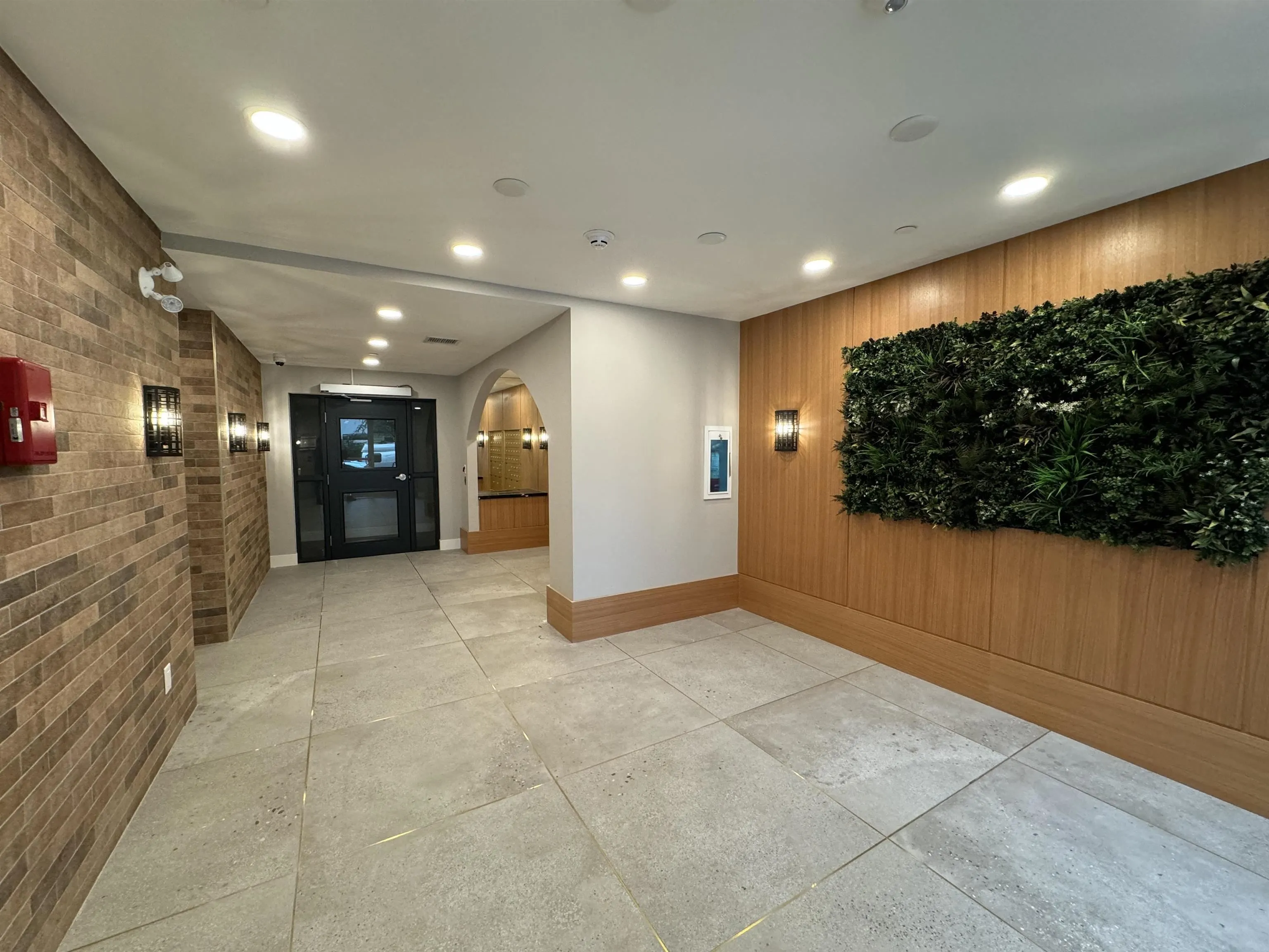 204 11907 223 St